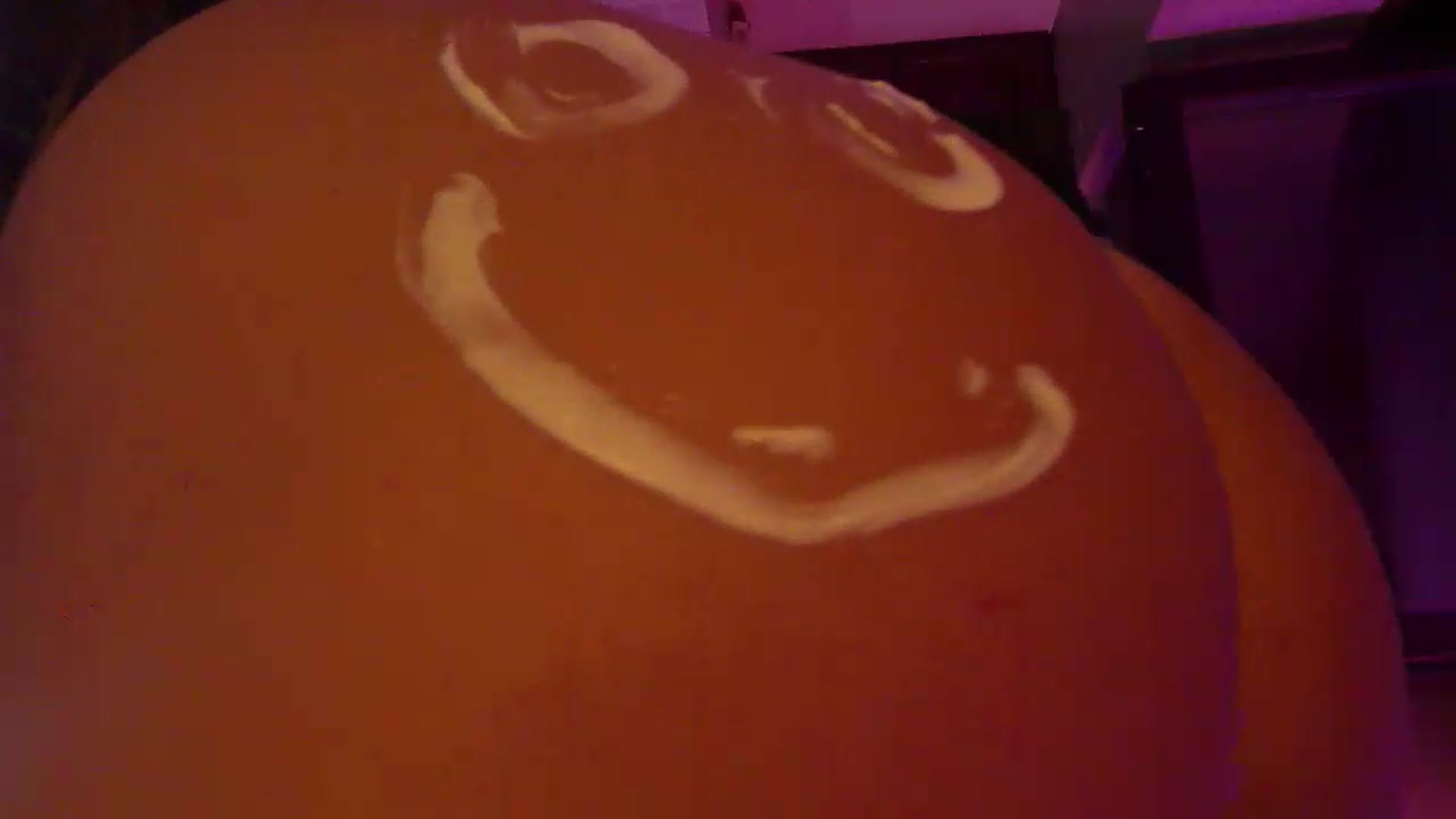 Gallery image thumbnail from No_bo_dy's myfreecams stream on, 08/31/2026, 03:38 image 9 of 20