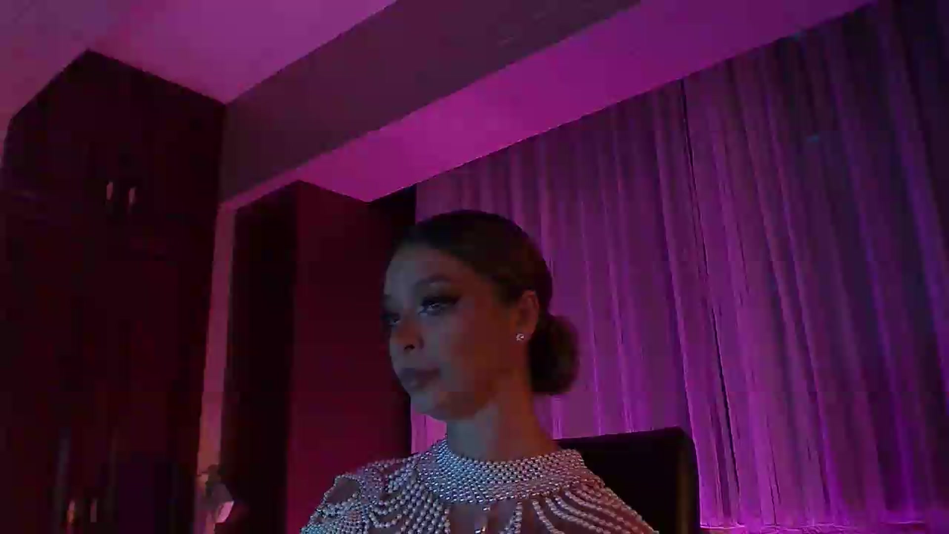 Gallery image thumbnail from No_bo_dy's myfreecams stream on, 09/06/2026, 23:03 image 1 of 20