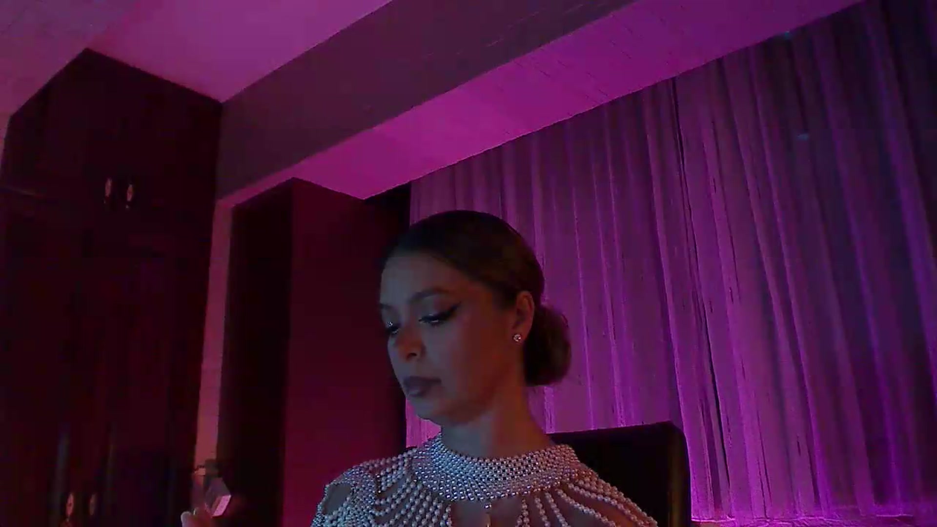 Gallery image thumbnail from No_bo_dy's myfreecams stream on, 09/06/2026, 23:03 image 5 of 20