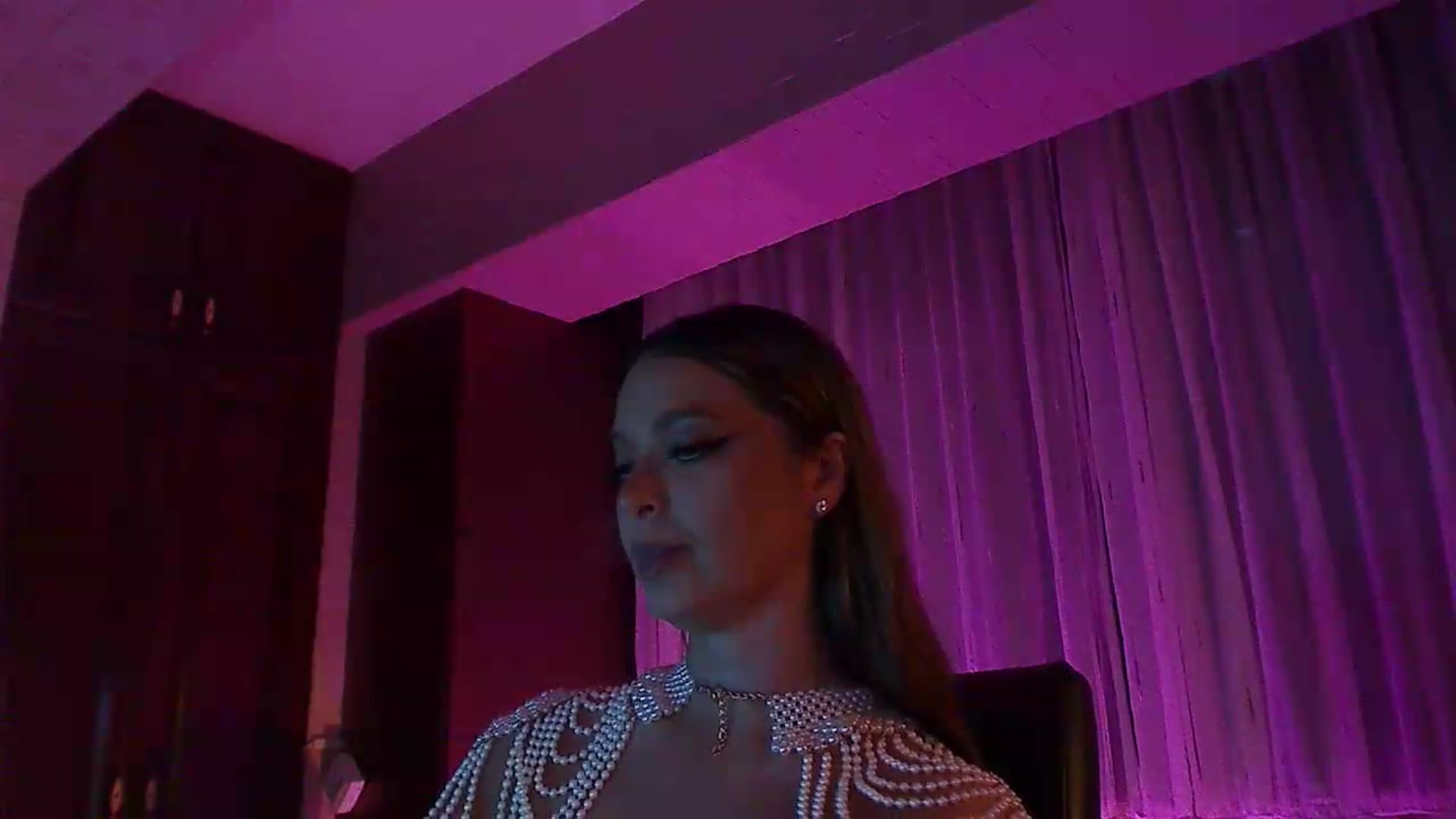 Gallery image thumbnail from No_bo_dy's myfreecams stream on, 09/07/2026, 04:11 image 18 of 20