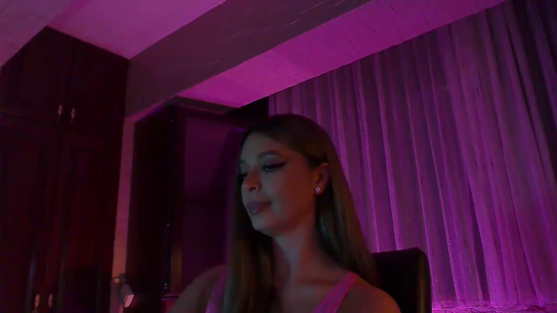 Gallery image thumbnail from No_bo_dy's myfreecams stream on, 09/08/2026, 03:34 image 8 of 20
