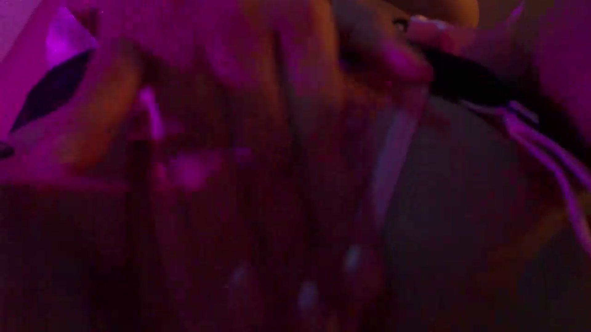 Gallery image thumbnail from No_bo_dy's myfreecams stream on, 09/20/2026, 01:46 image 16 of 20