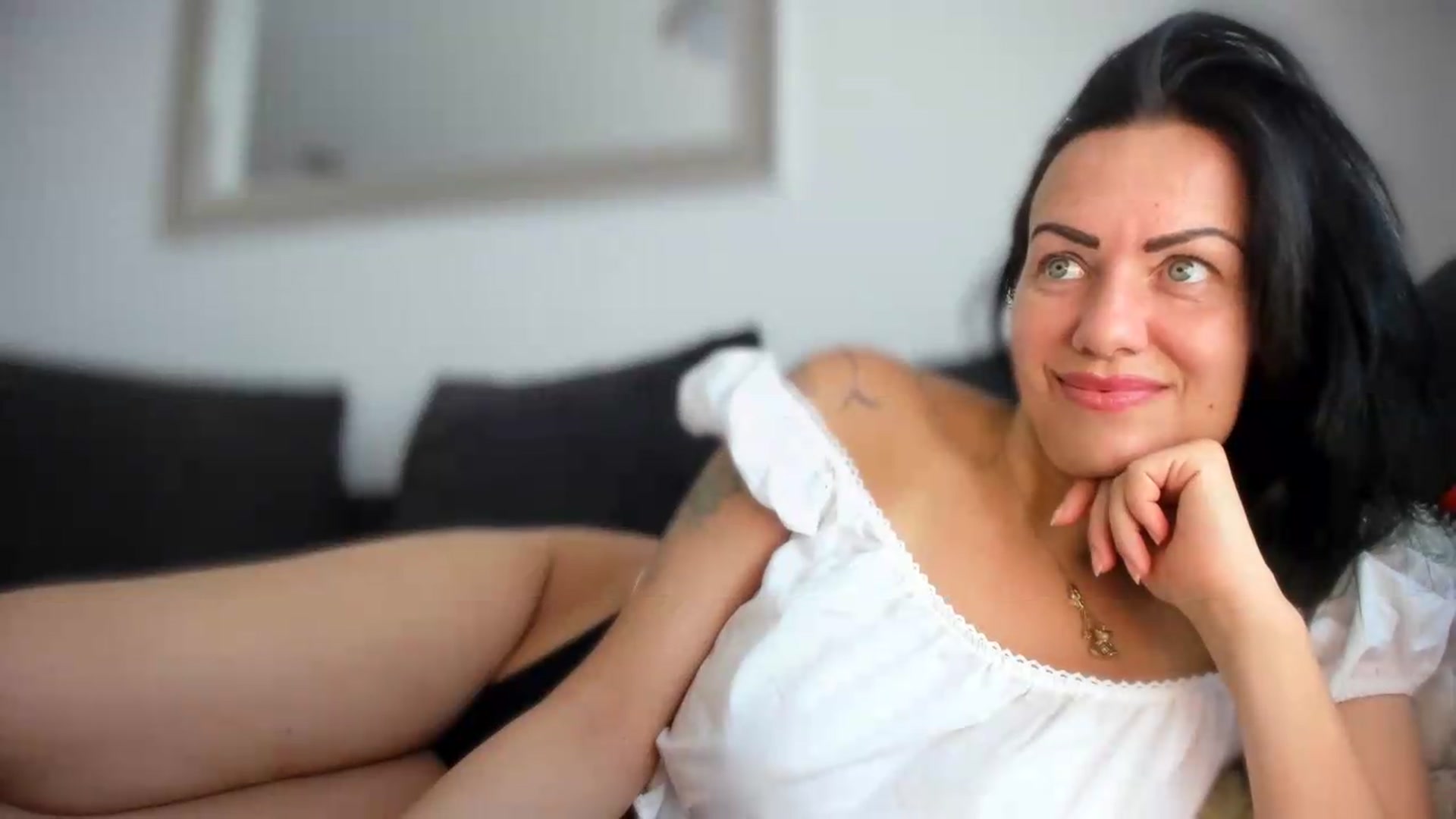 Gallery image thumbnail from NoaLovee's myfreecams stream on, 08/16/2026, 12:10 image 3 of 20