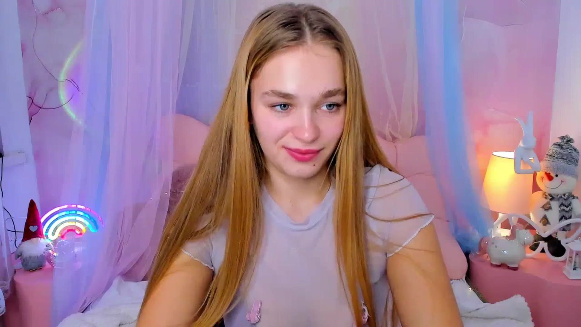 Gallery image thumbnail from NoaLux's myfreecams stream on, 12/22/2025, 11:12 image 19 of 20