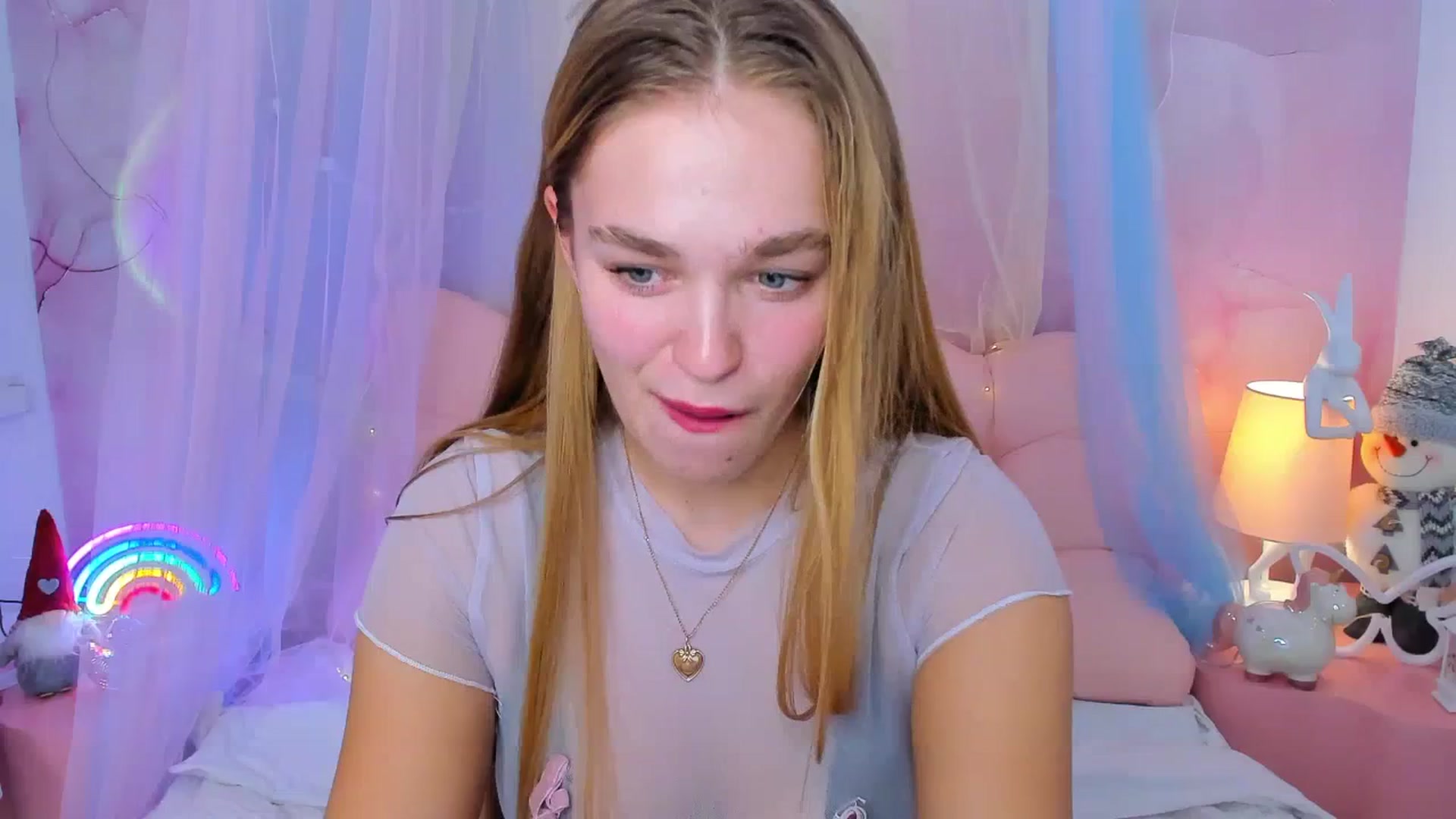 Gallery image thumbnail from NoaLux's myfreecams stream on, 12/22/2025, 13:01 image 3 of 20
