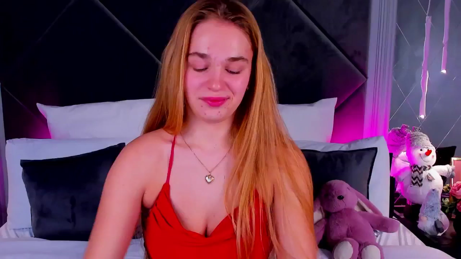 Gallery image thumbnail from NoaLux's myfreecams stream on, 01/04/2026, 12:54 image 6 of 20