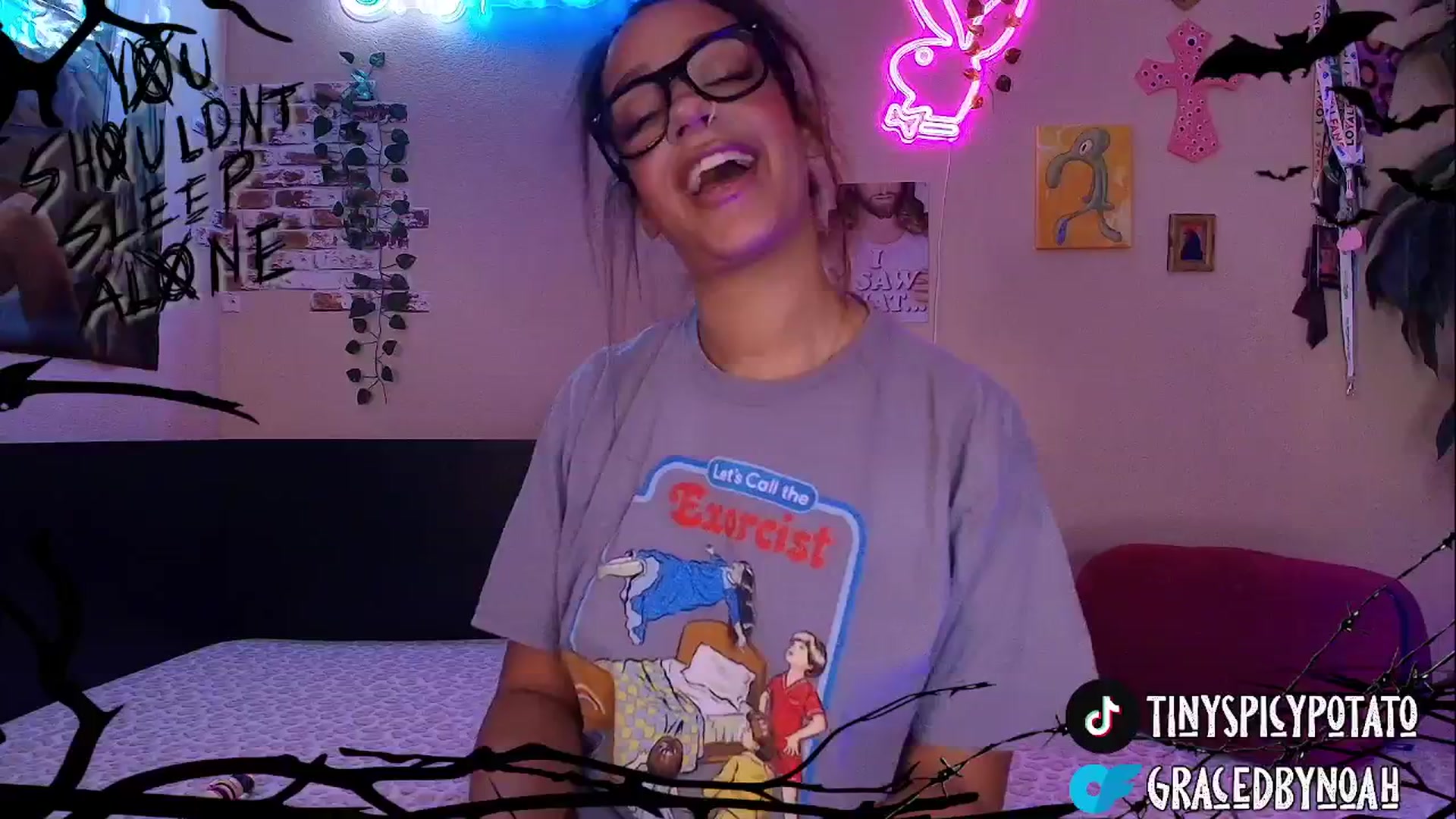 Gallery image thumbnail from NoahBensi's myfreecams stream on, 10/08/2025, 12:39 image 15 of 20