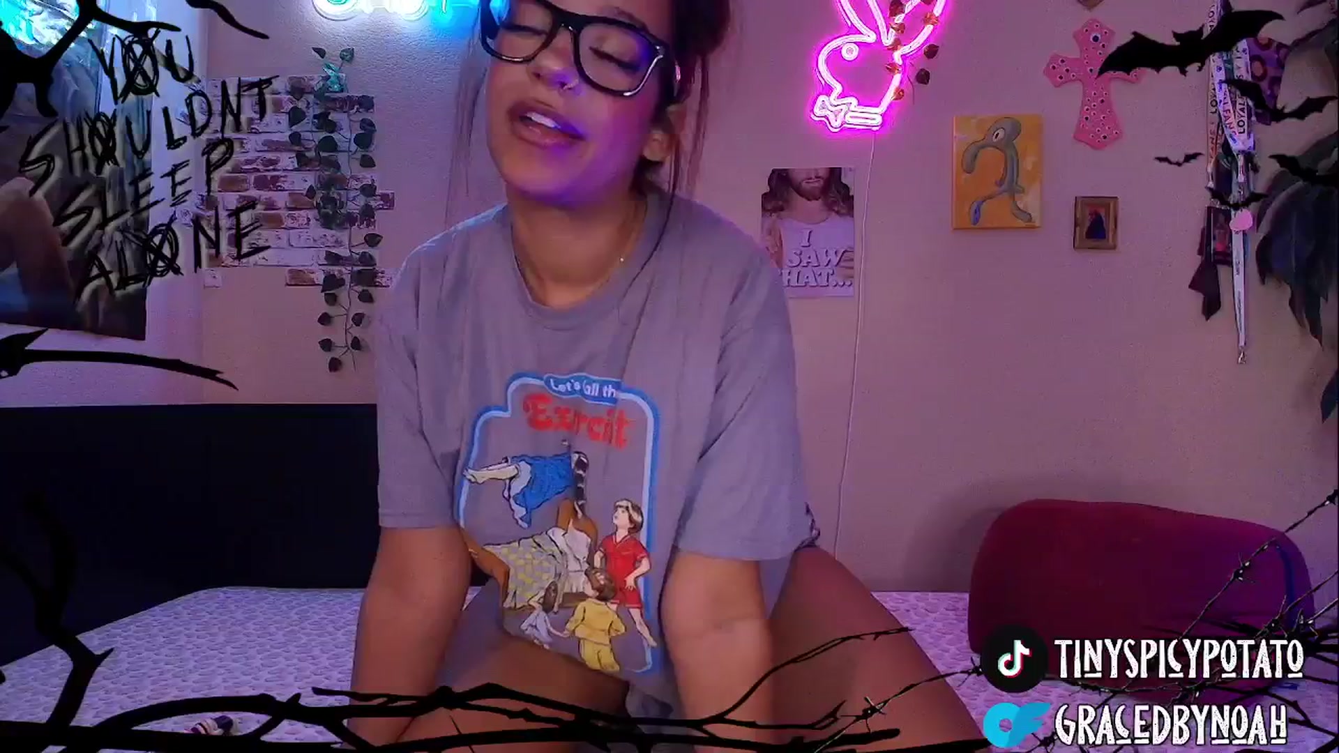 Gallery image thumbnail from NoahBensi's myfreecams stream on, 10/08/2025, 12:39 image 14 of 20
