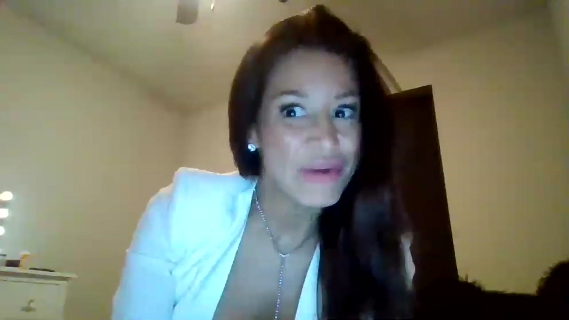 Gallery image thumbnail from Noelles's myfreecams stream on, 12/25/2022, 09:01 image 8 of 20