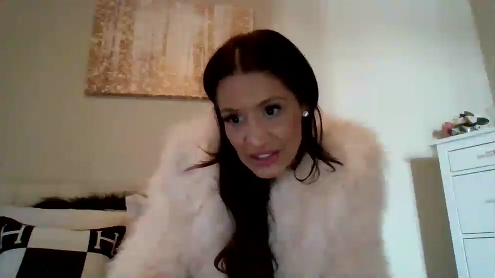 Gallery image thumbnail from Noelles's myfreecams stream on, 12/26/2022, 19:08 image 6 of 20