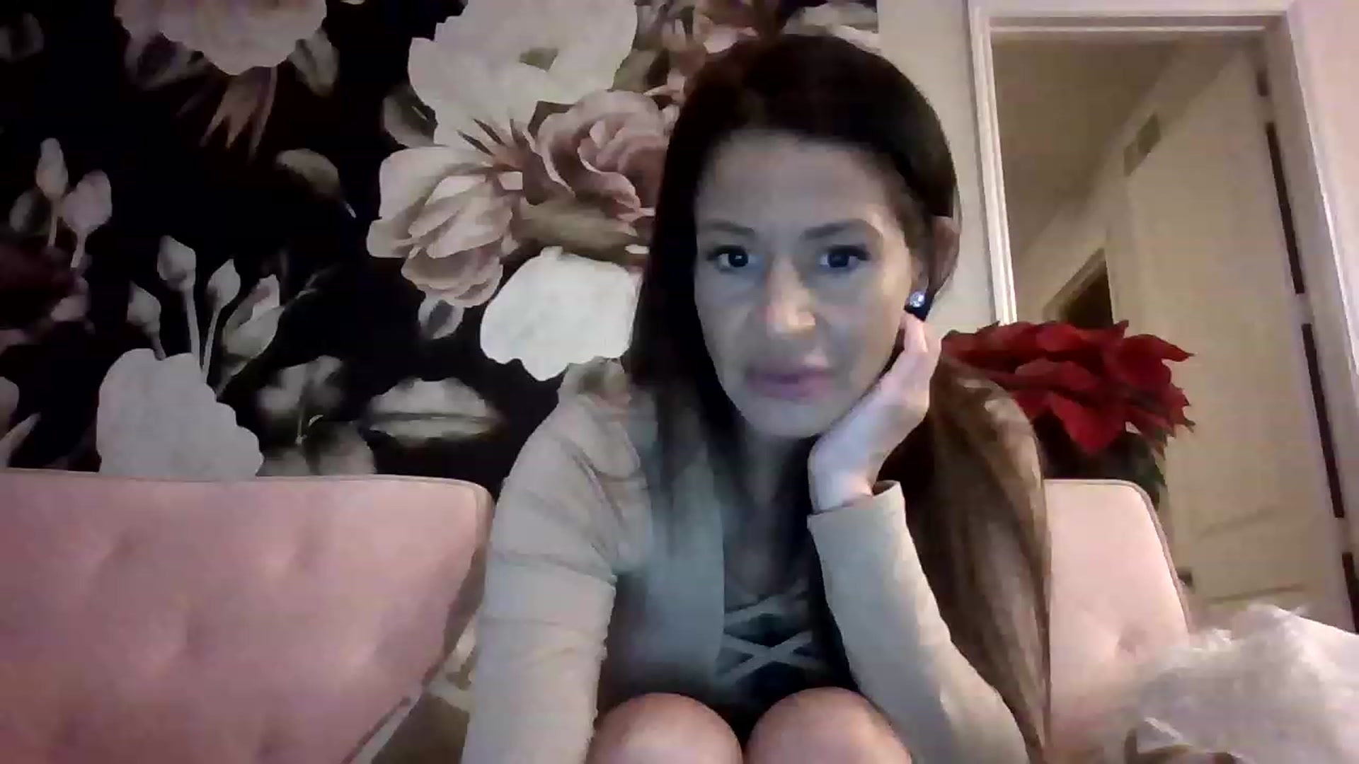 Gallery image thumbnail from Noelles's myfreecams stream on, 01/19/2023, 13:25 image 16 of 20