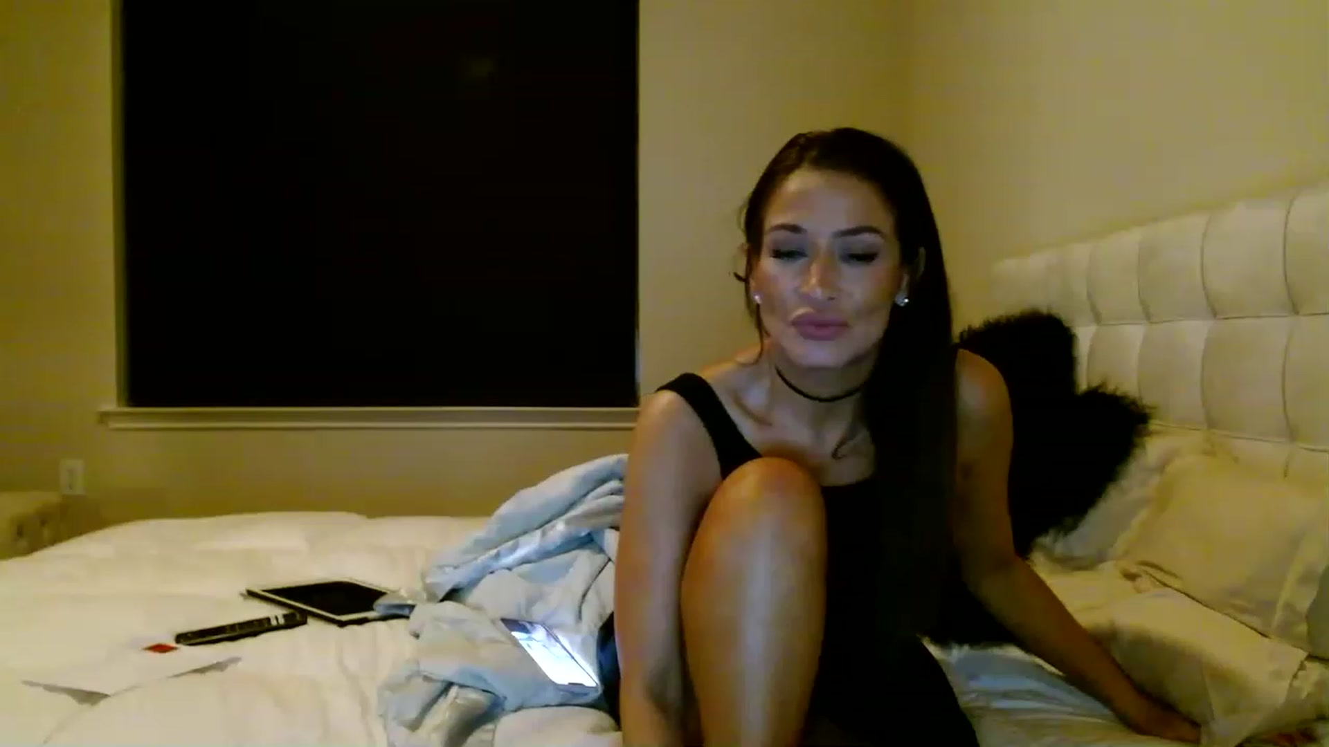 Gallery image thumbnail from Noelles's myfreecams stream on, 02/28/2023, 10:58 image 10 of 20