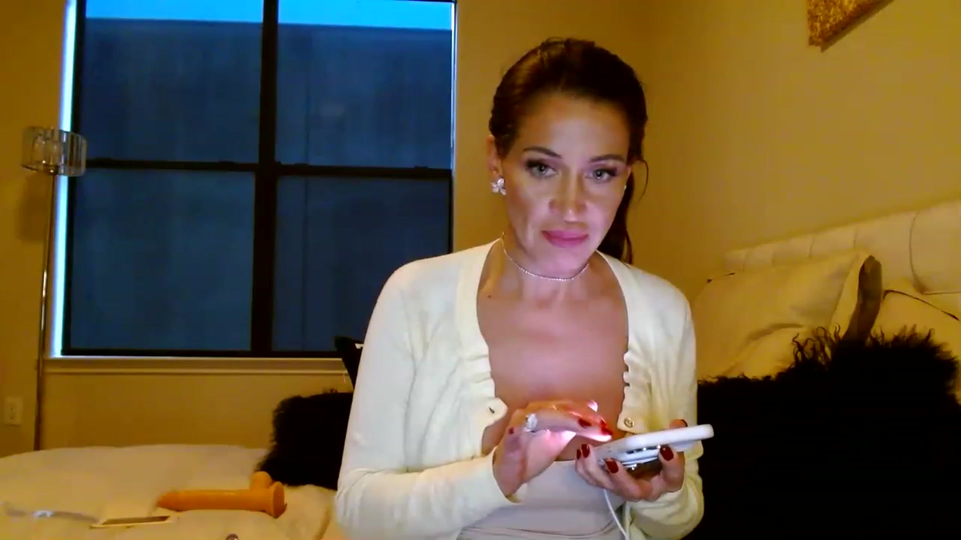 Gallery image thumbnail from Noelles's myfreecams stream on, 03/06/2023, 13:49 image 11 of 20