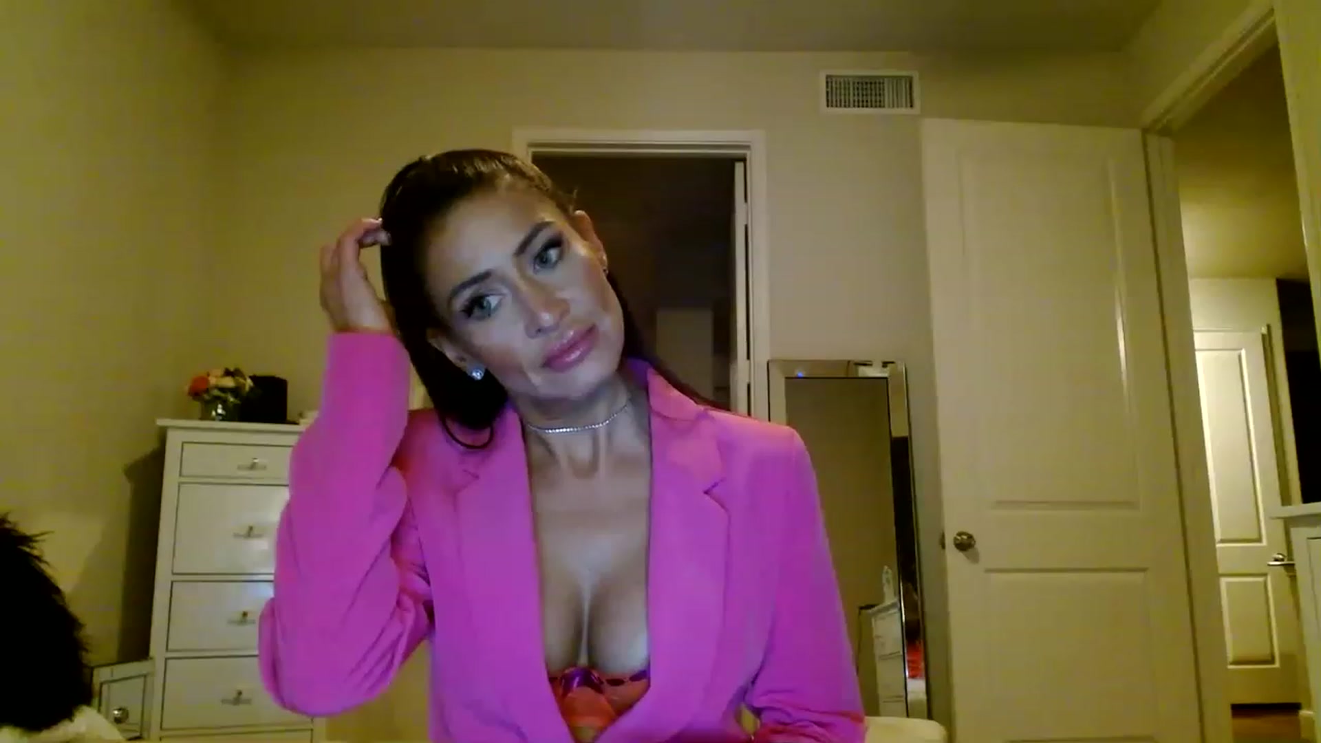 Gallery image thumbnail from Noelles's myfreecams stream on, 03/09/2023, 08:39 image 20 of 20