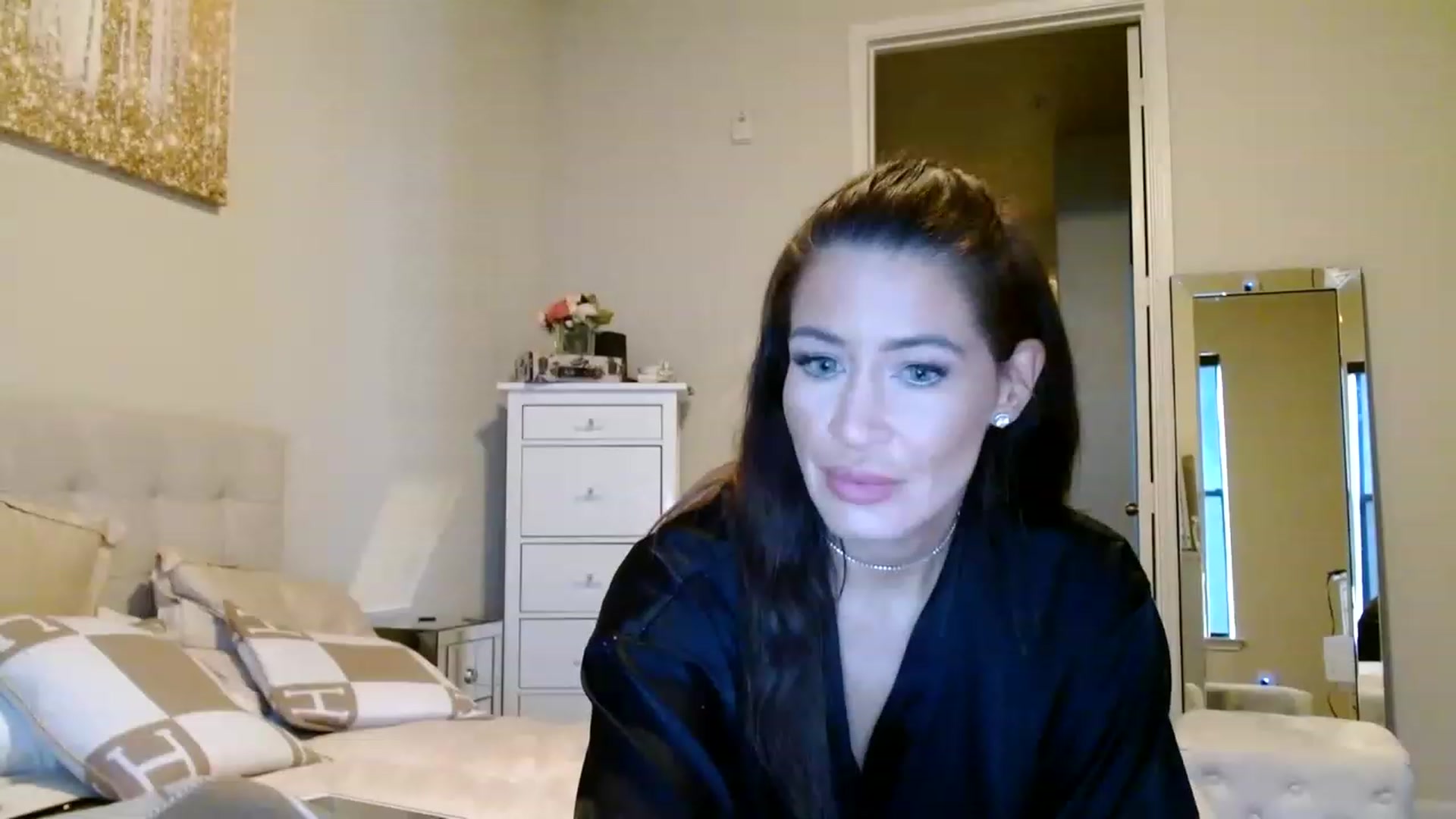 Gallery image thumbnail from Noelles's myfreecams stream on, 03/12/2023, 13:37 image 6 of 20