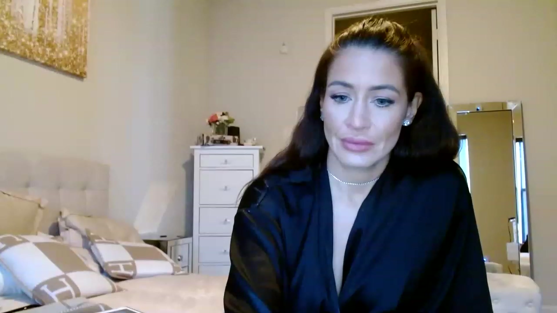 Gallery image thumbnail from Noelles's myfreecams stream on, 03/12/2023, 13:37 image 17 of 20