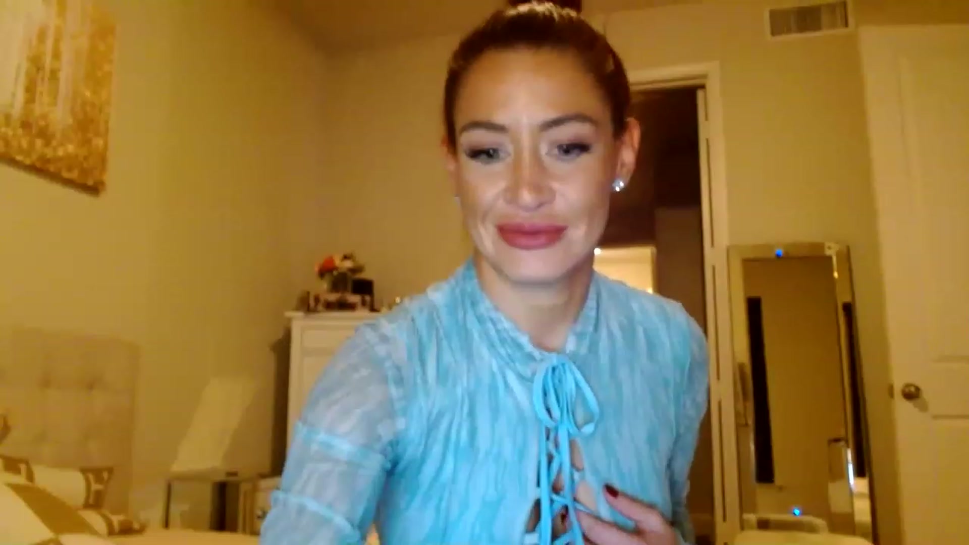 Gallery image thumbnail from Noelles's myfreecams stream on, 03/13/2023, 02:45 image 16 of 20