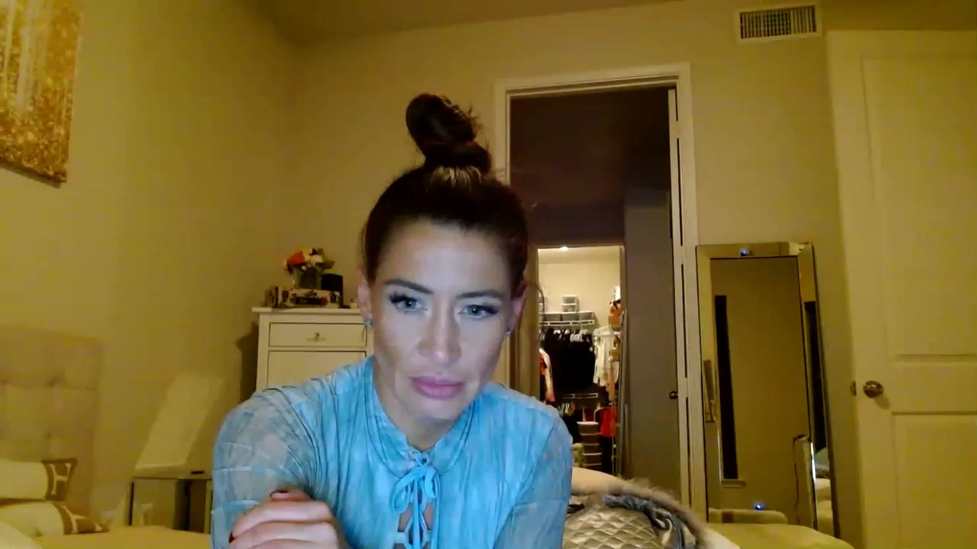 Gallery image thumbnail from Noelles's myfreecams stream on, 03/13/2023, 10:14 image 7 of 20