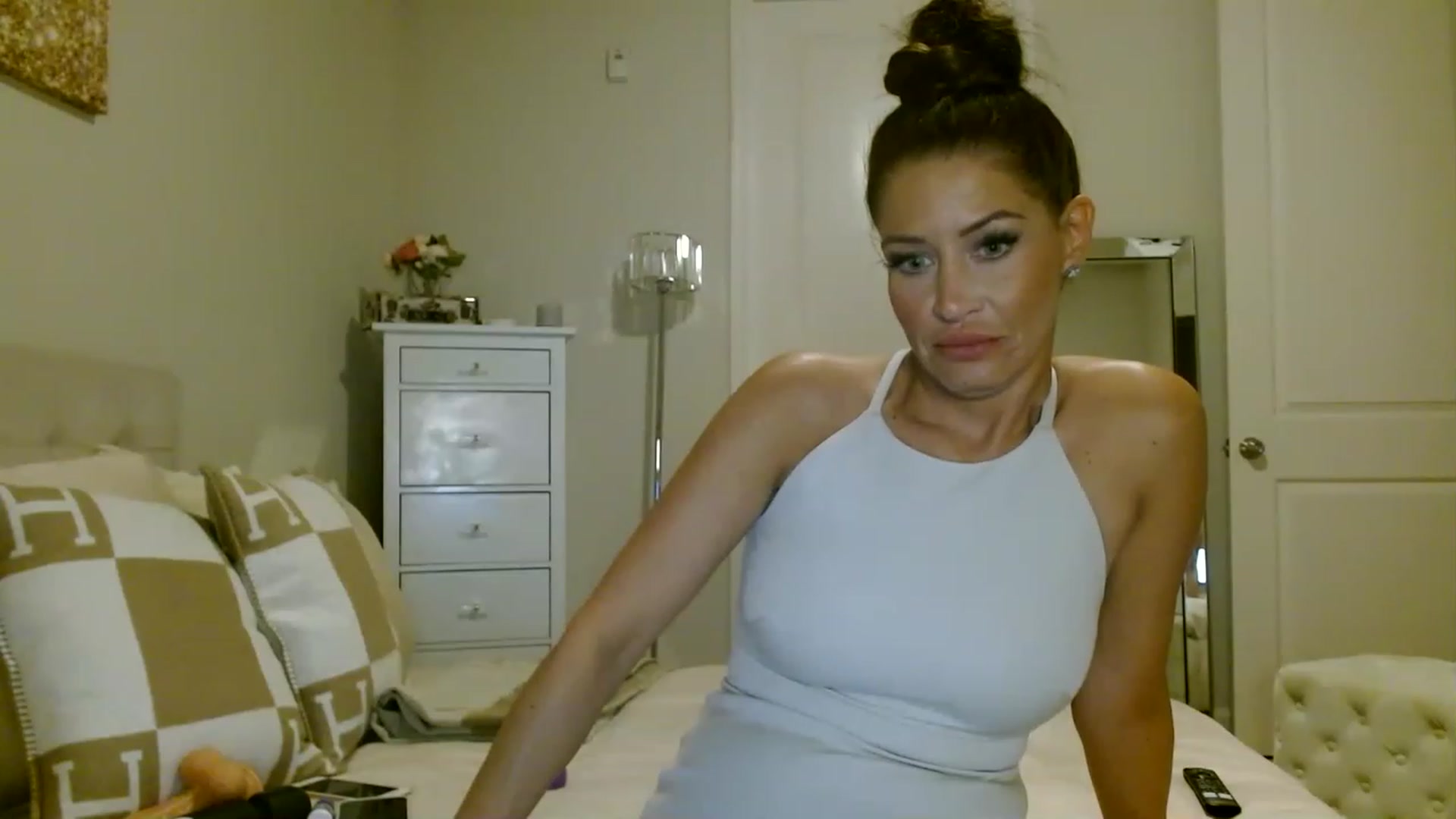 Gallery image thumbnail from Noelles's myfreecams stream on, 03/24/2023, 07:52 image 4 of 20