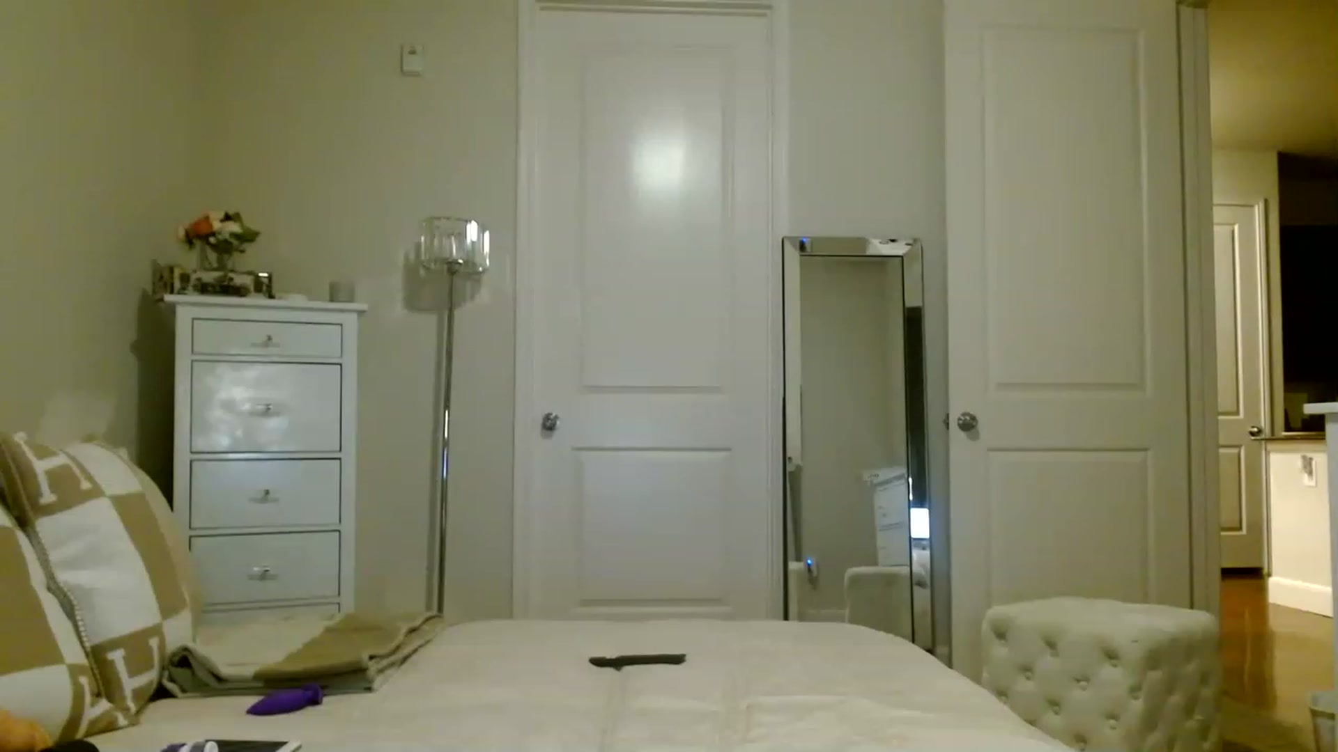 Gallery image thumbnail from Noelles's myfreecams stream on, 03/24/2023, 07:52 image 16 of 20
