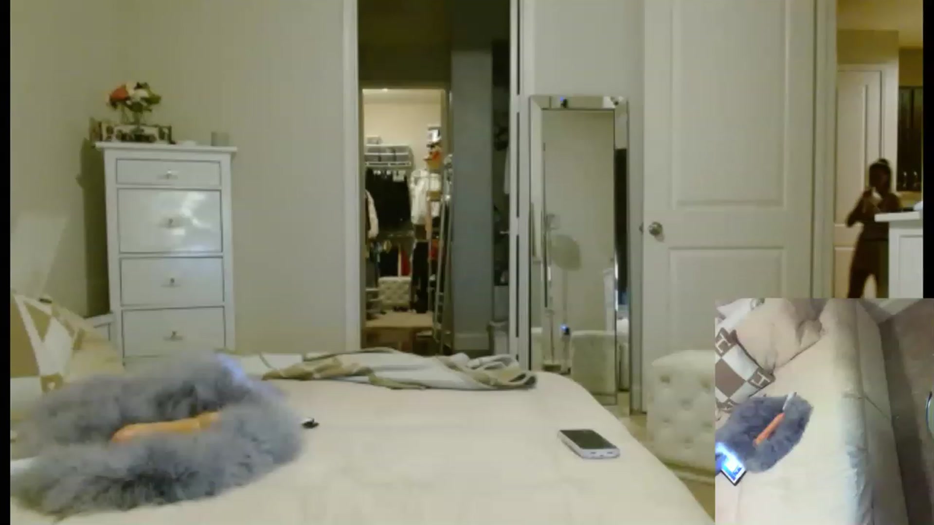 Gallery image thumbnail from Noelles's myfreecams stream on, 03/25/2023, 09:43 image 14 of 20