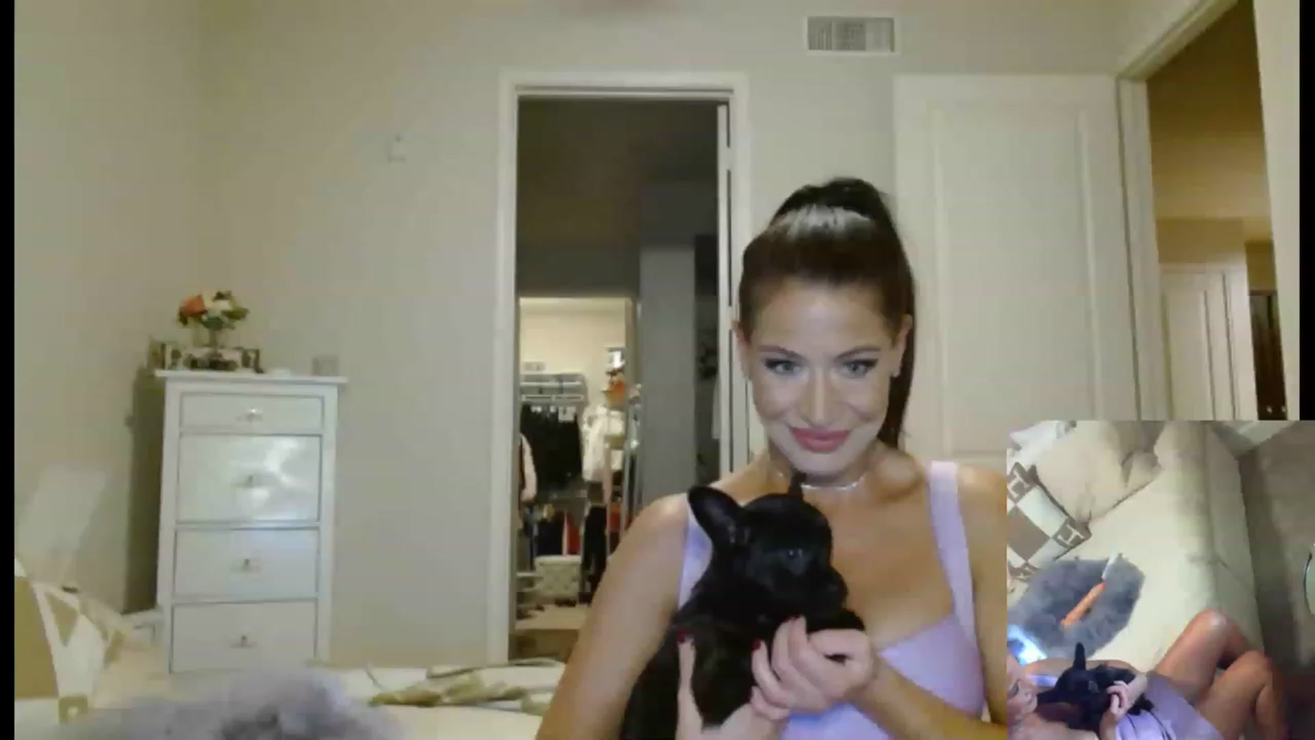Gallery image thumbnail from Noelles's myfreecams stream on, 03/25/2023, 09:43 image 7 of 20