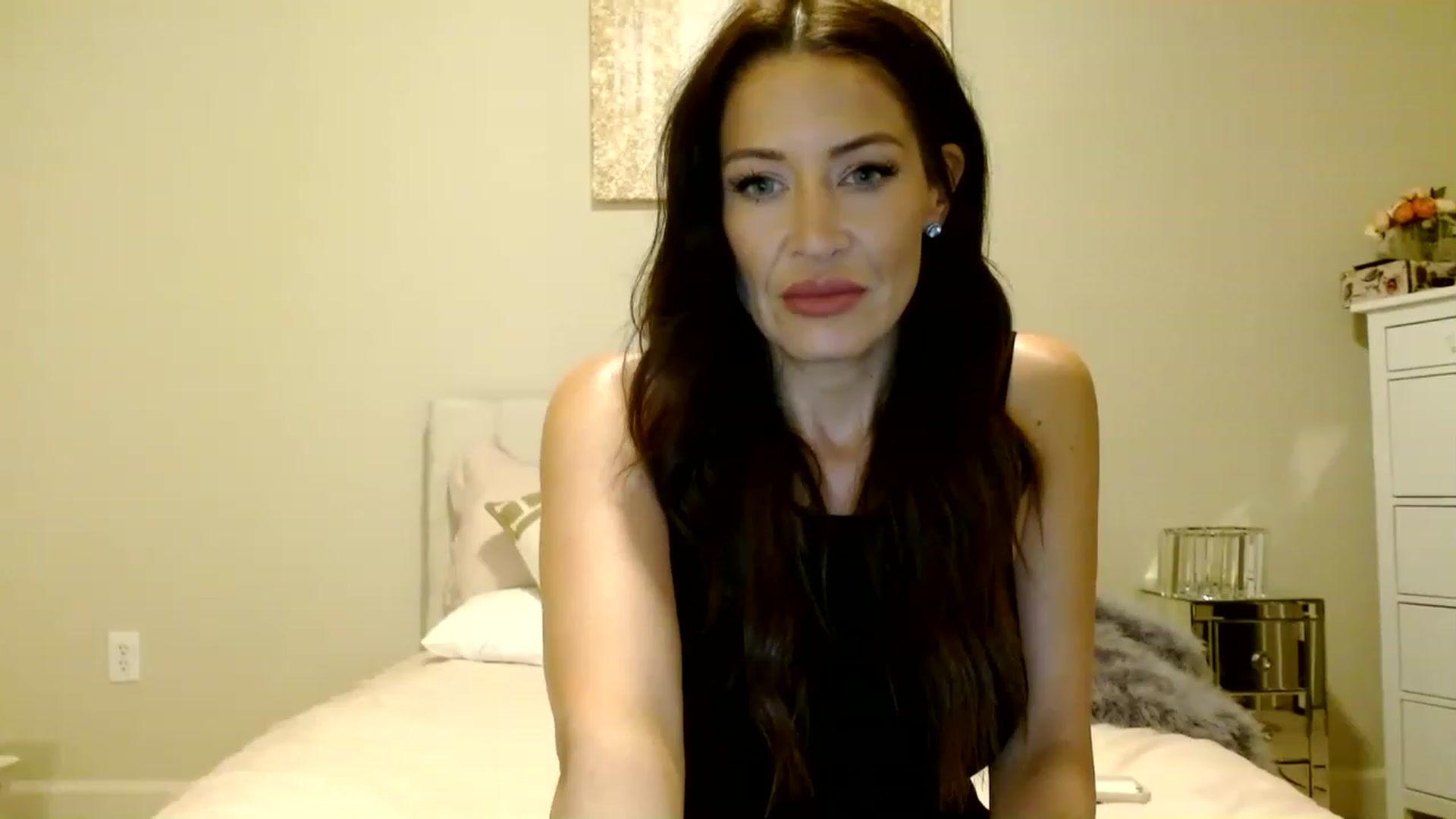 Gallery image thumbnail from Noelles's myfreecams stream on, 04/07/2023, 06:52 image 15 of 20