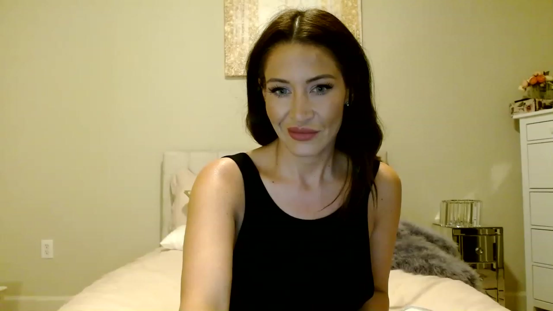 Gallery image thumbnail from Noelles's myfreecams stream on, 04/07/2023, 06:52 image 5 of 20