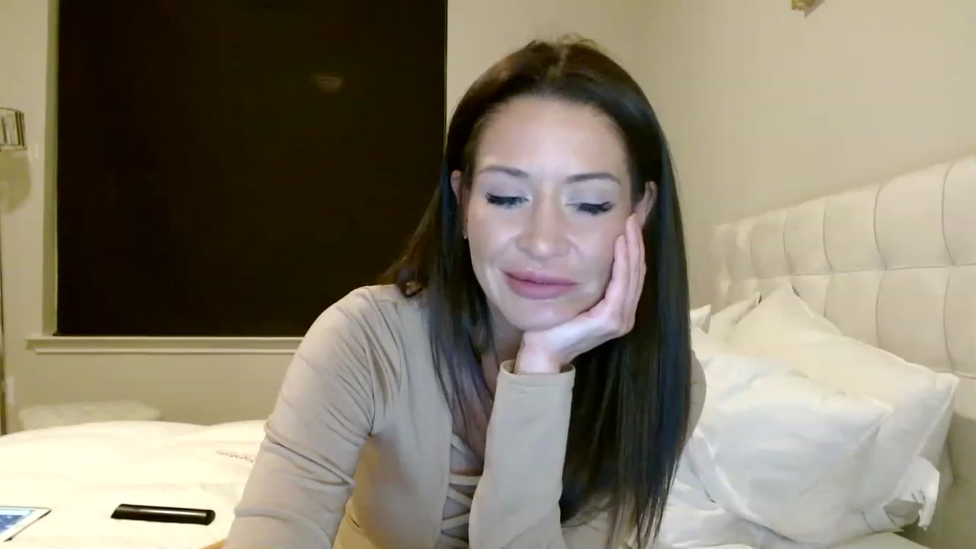 Gallery image thumbnail from Noelles's myfreecams stream on, 04/25/2023, 07:43 image 11 of 20