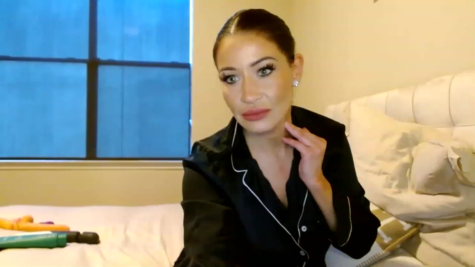 Gallery image thumbnail from Noelles's myfreecams stream on, 05/16/2023, 12:10 image 4 of 20