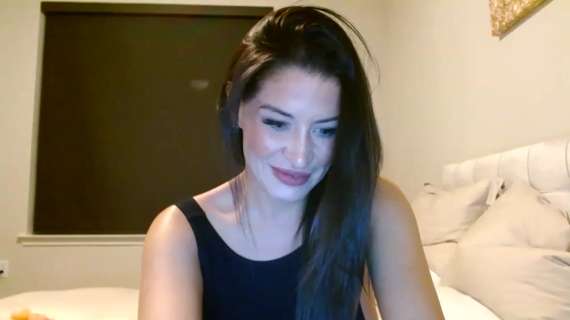 Gallery image thumbnail from Noelles's myfreecams stream on, 05/17/2023, 11:13 image 4 of 20