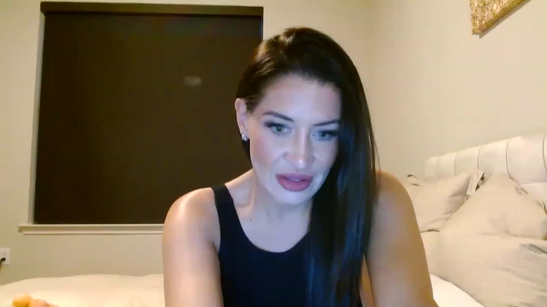 Gallery image thumbnail from Noelles's myfreecams stream on, 05/17/2023, 11:13 image 12 of 20