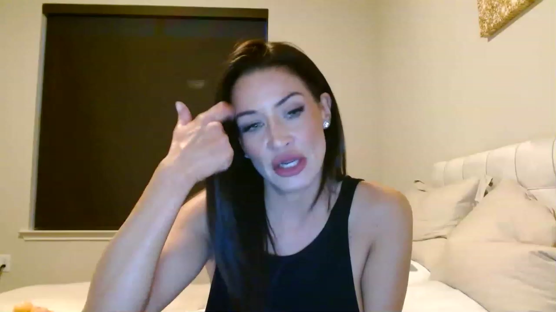 Gallery image thumbnail from Noelles's myfreecams stream on, 05/17/2023, 11:13 image 14 of 20