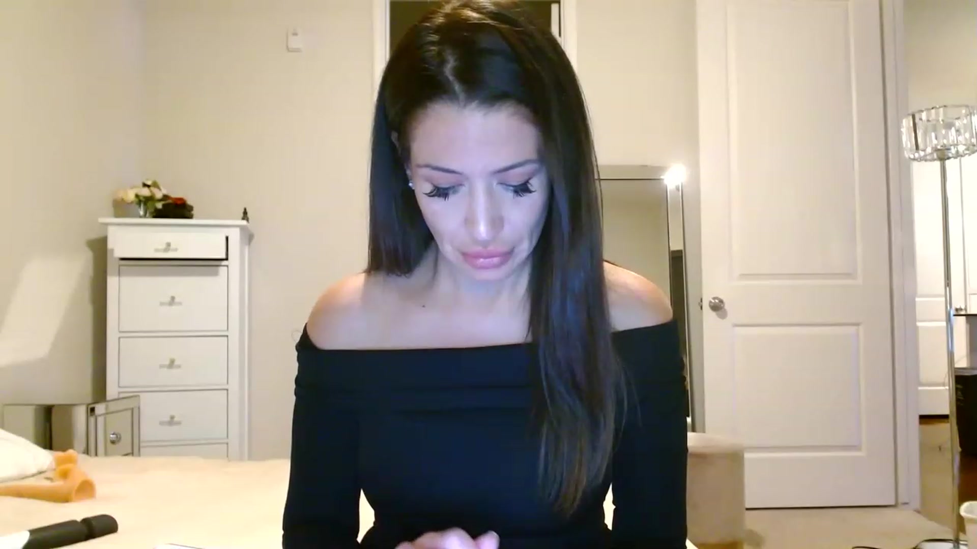Gallery image thumbnail from Noelles's myfreecams stream on, 05/28/2023, 07:19 image 19 of 20