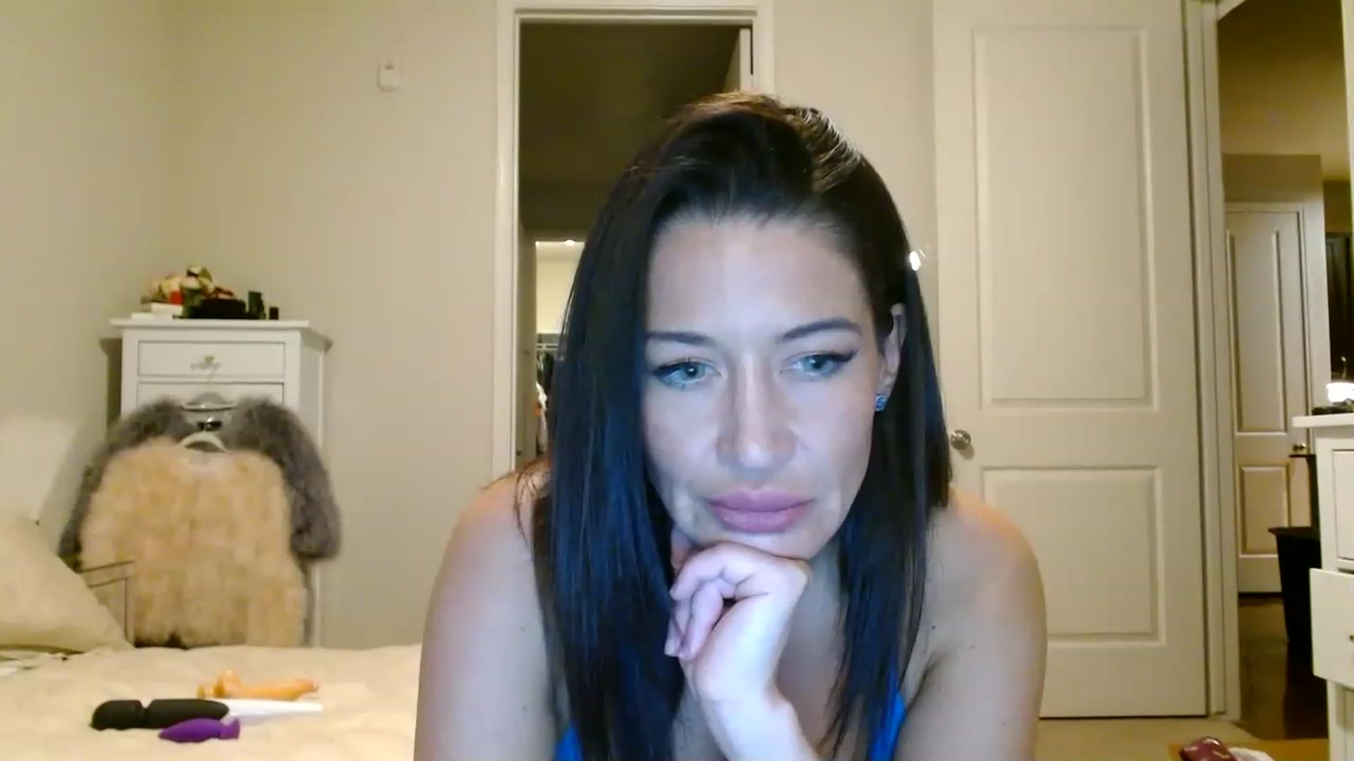 Gallery image thumbnail from Noelles's myfreecams stream on, 06/05/2023, 10:03 image 11 of 20