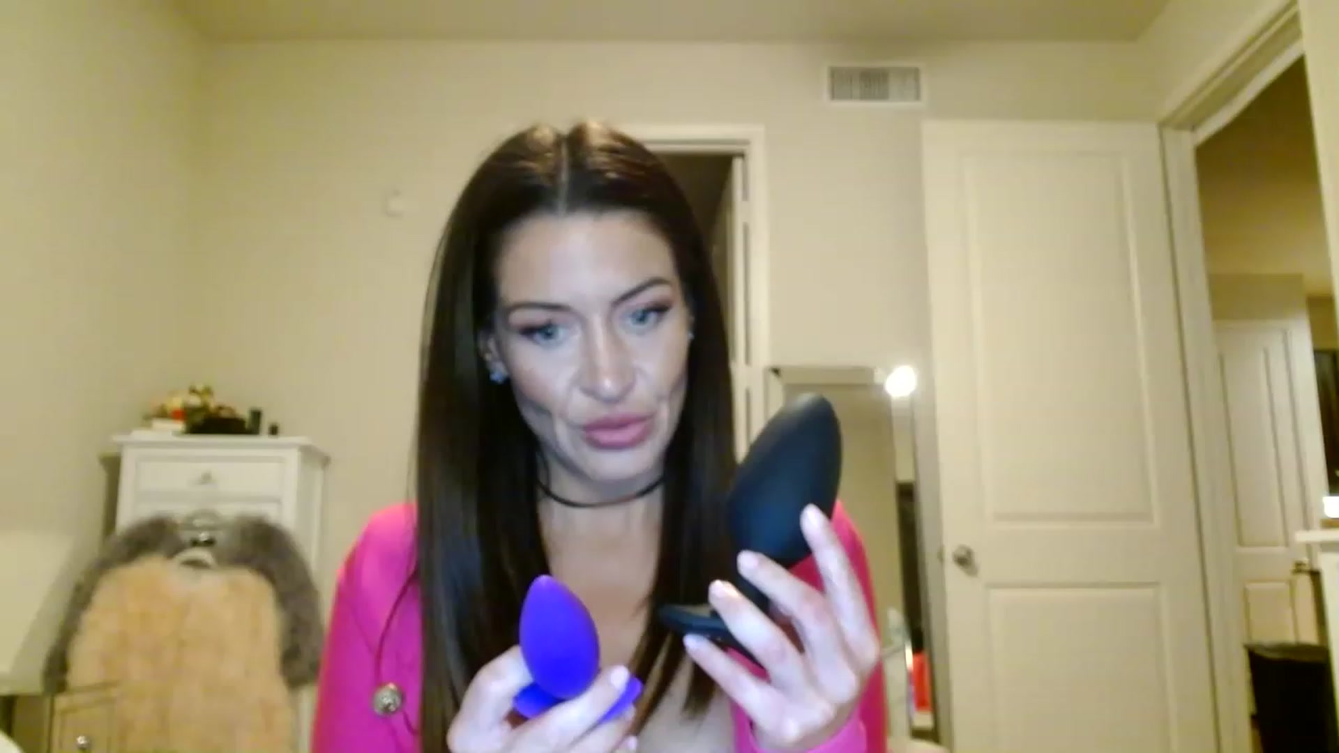 Gallery image thumbnail from Noelles's myfreecams stream on, 06/06/2023, 10:18 image 9 of 20