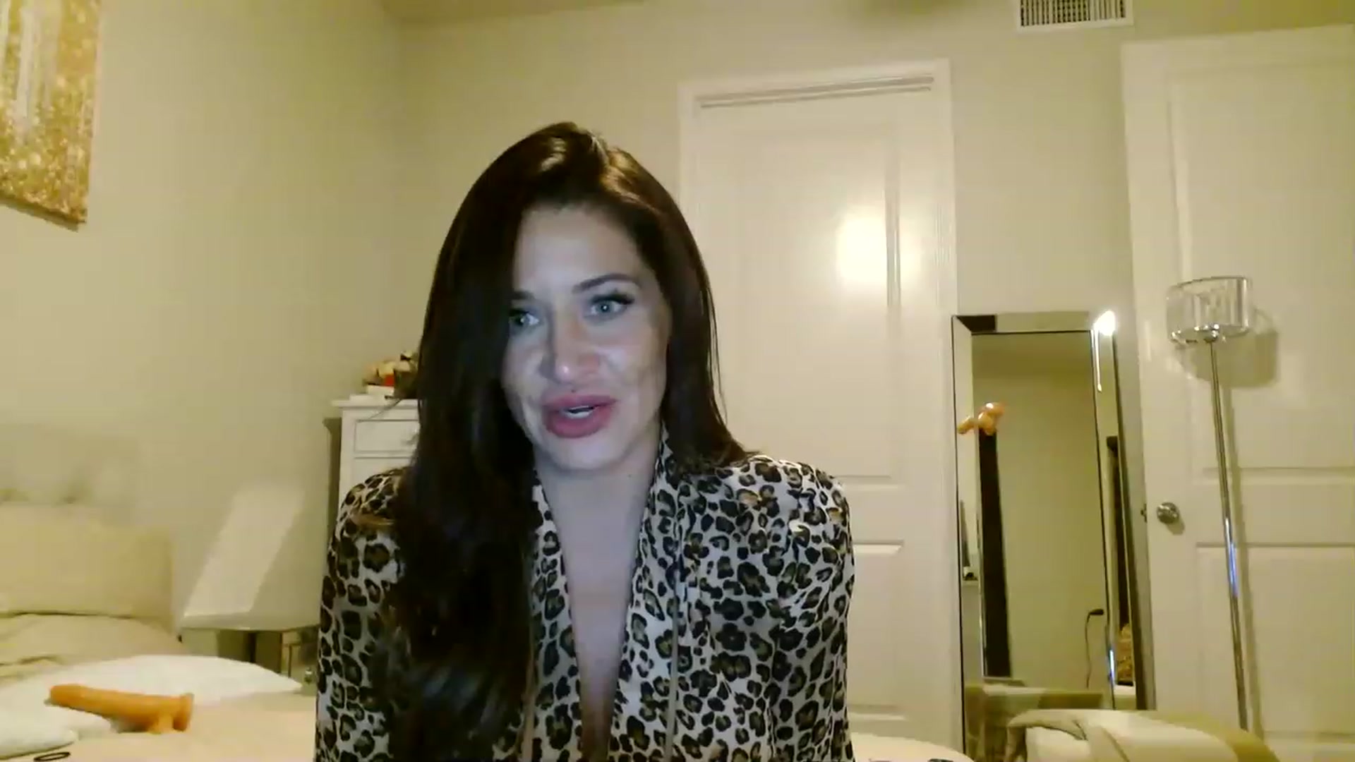 Gallery image thumbnail from Noelles's myfreecams stream on, 06/13/2023, 07:16 image 7 of 20
