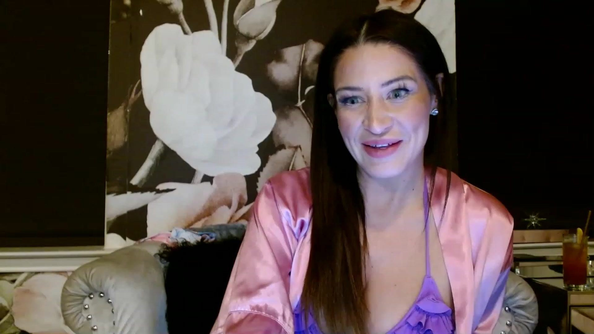Gallery image thumbnail from Noelles's myfreecams stream on, 07/01/2023, 11:33 image 3 of 20