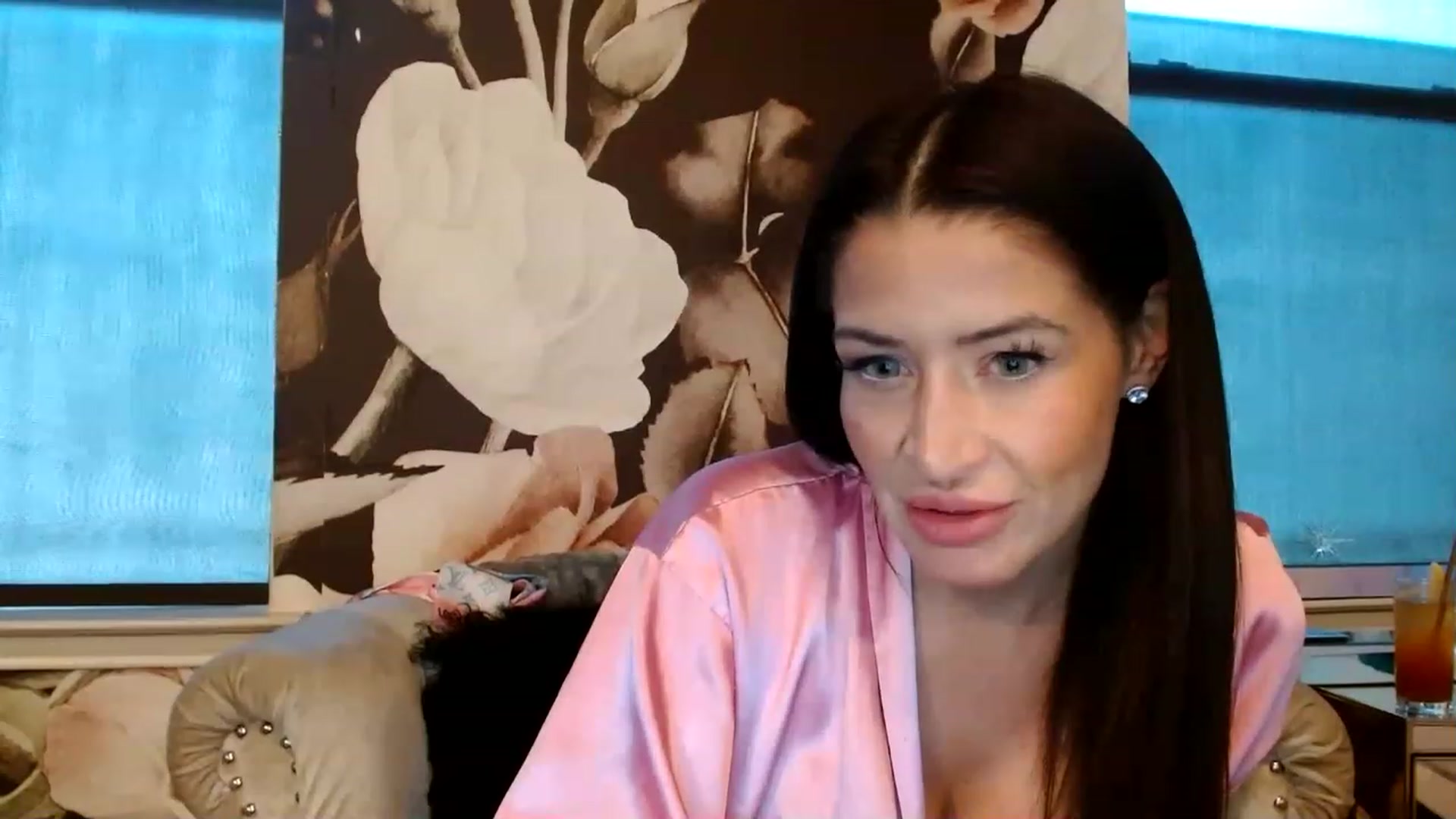 Gallery image thumbnail from Noelles's myfreecams stream on, 07/01/2023, 13:11 image 16 of 20