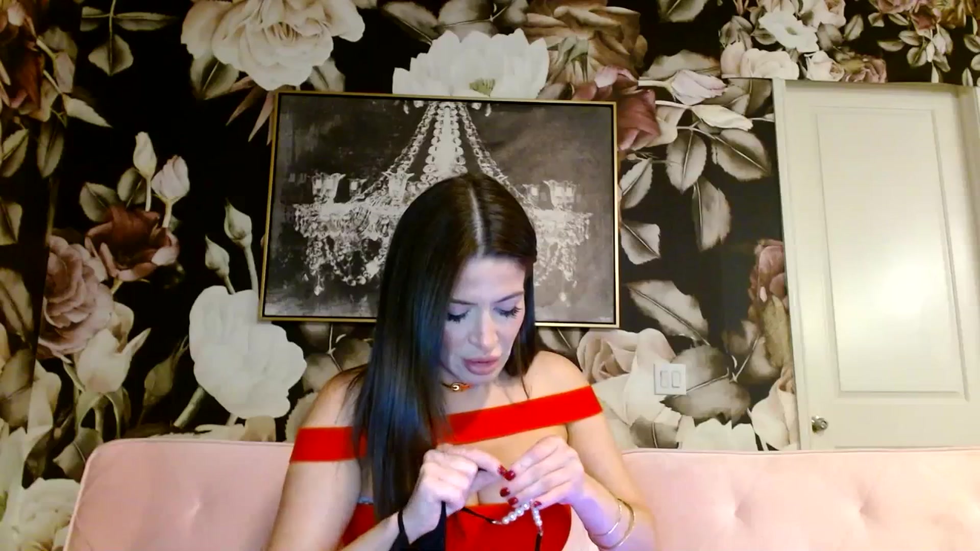Gallery image thumbnail from Noelles's myfreecams stream on, 07/05/2023, 08:55 image 7 of 20