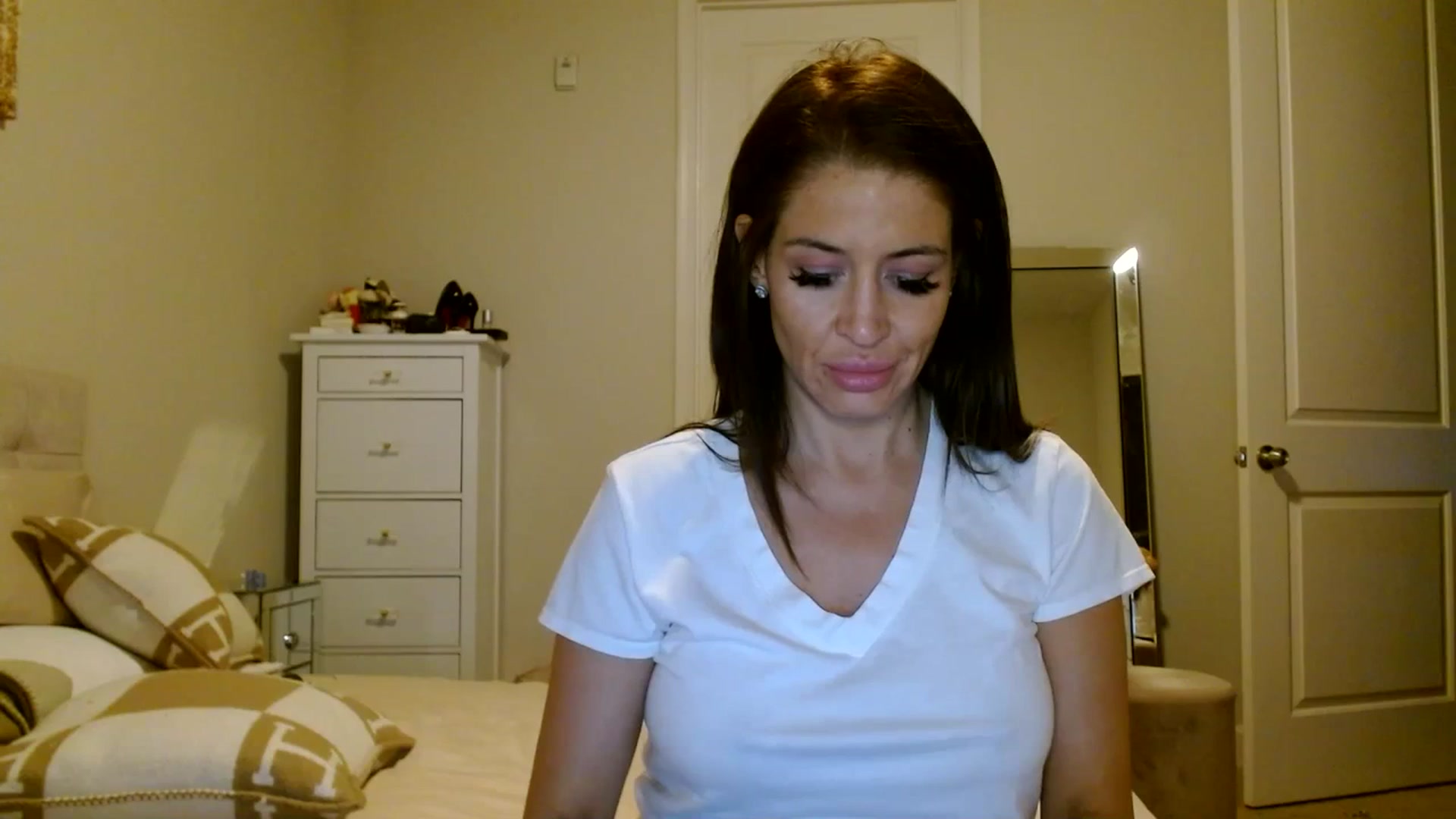 Gallery image thumbnail from Noelles's myfreecams stream on, 07/07/2023, 10:18 image 1 of 20