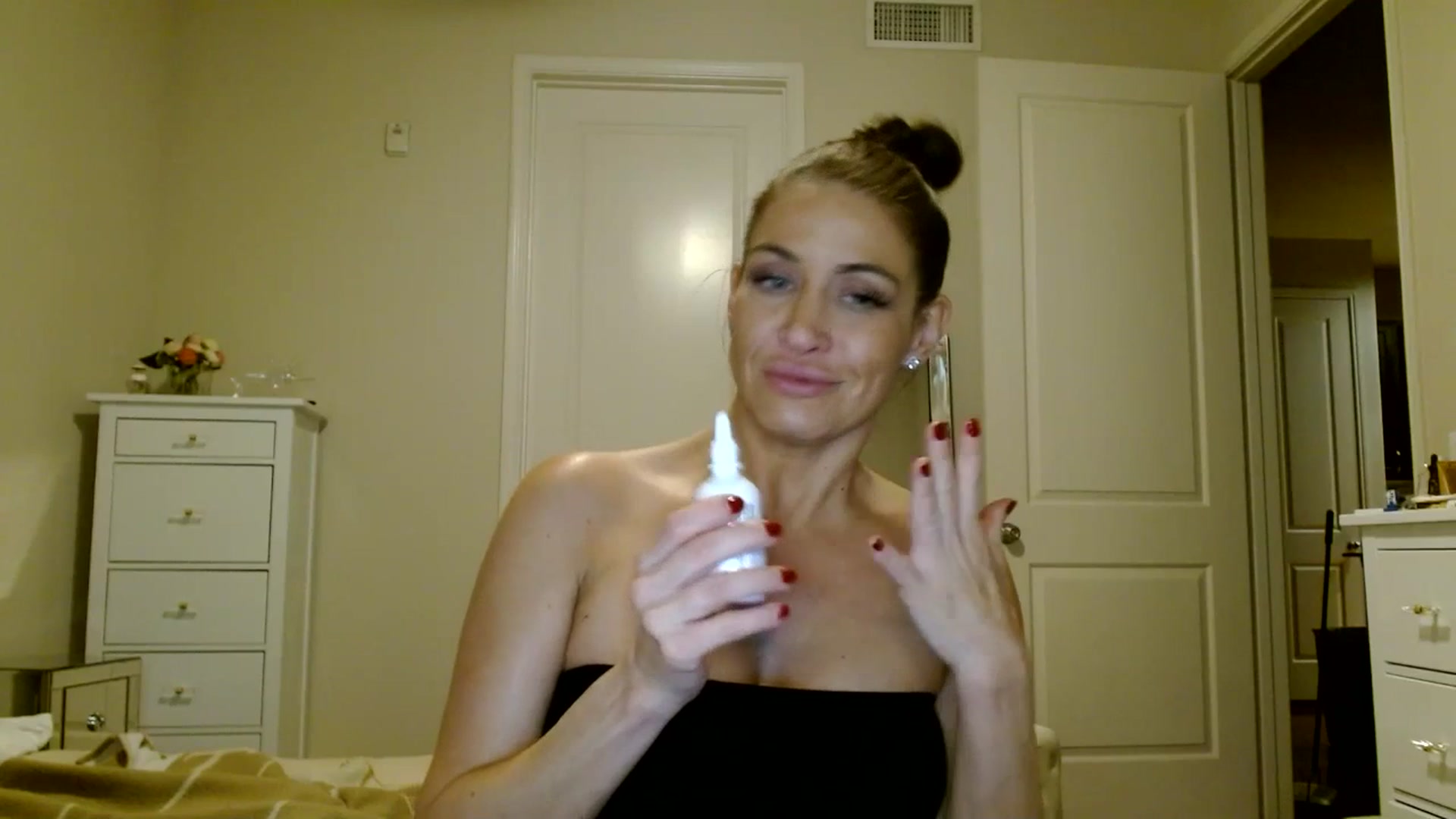 Gallery image thumbnail from Noelles's myfreecams stream on, 07/12/2023, 09:55 image 17 of 20