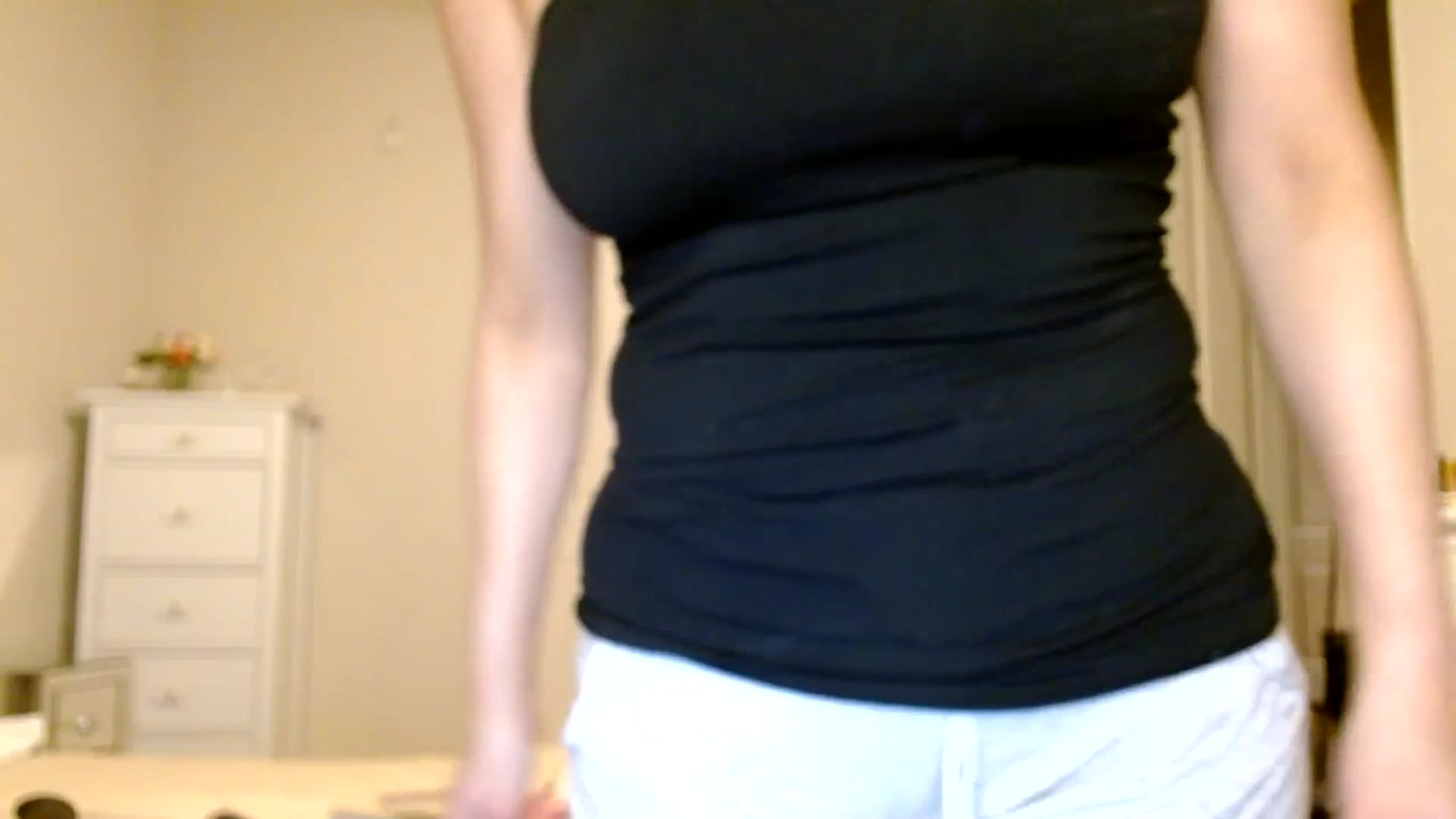 Gallery image thumbnail from Noelles's myfreecams stream on, 07/12/2023, 09:55 image 15 of 20