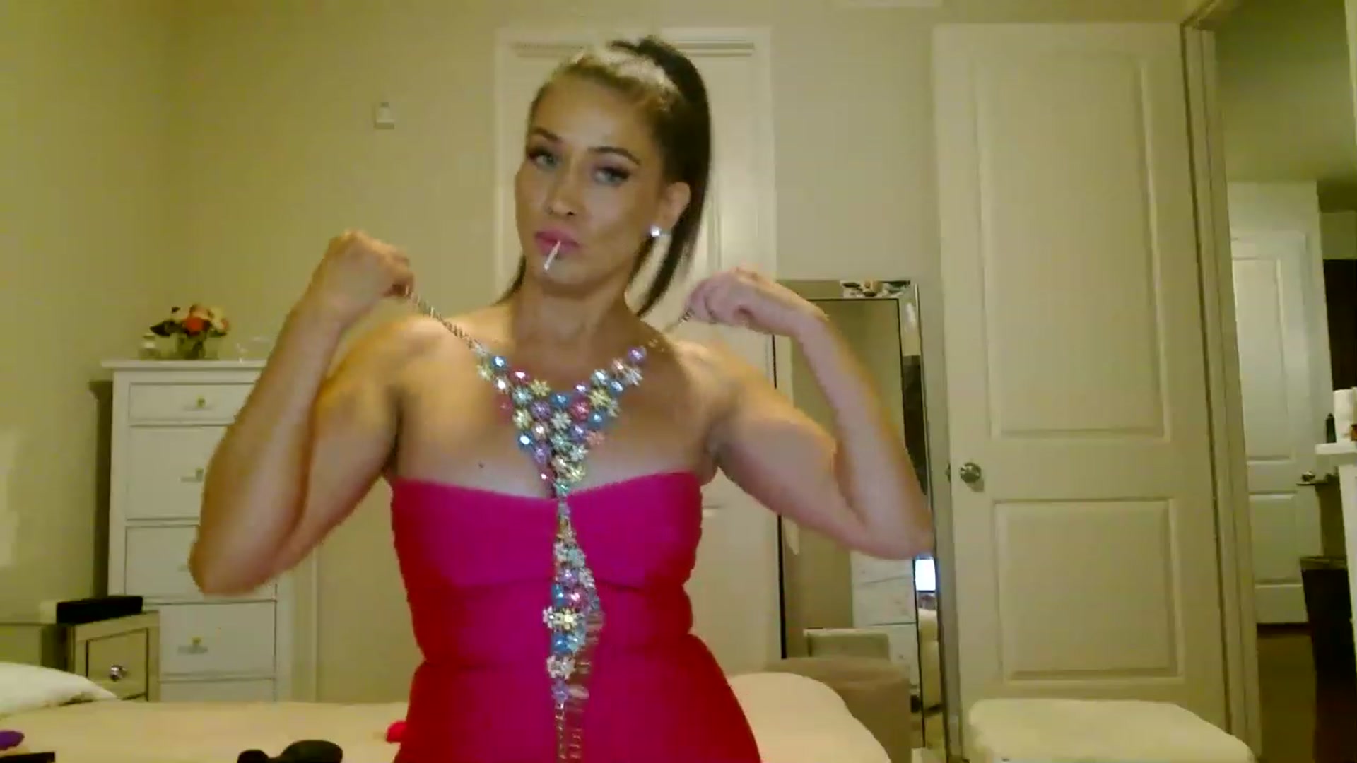 Gallery image thumbnail from Noelles's myfreecams stream on, 07/17/2023, 05:42 image 15 of 20