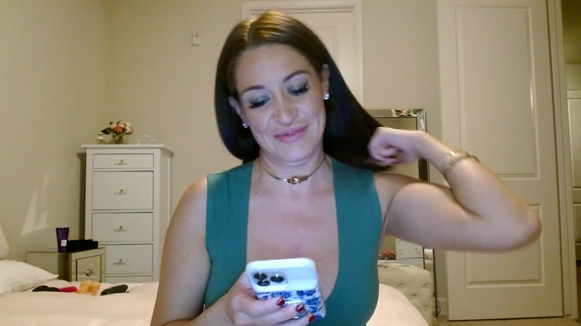 Gallery image thumbnail from Noelles's myfreecams stream on, 07/19/2023, 11:18 image 9 of 20