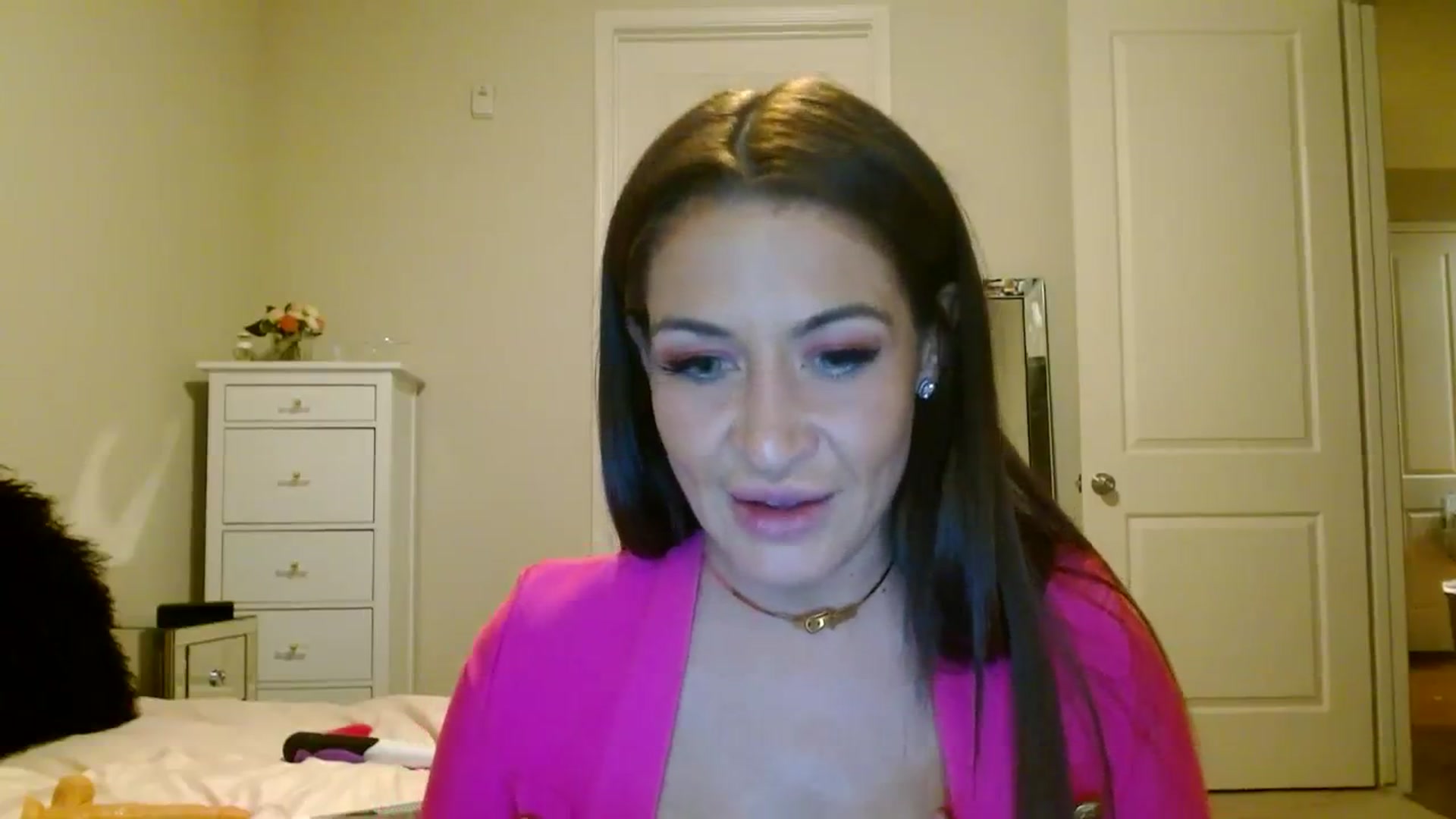 Gallery image thumbnail from Noelles's myfreecams stream on, 07/22/2023, 10:00 image 19 of 20