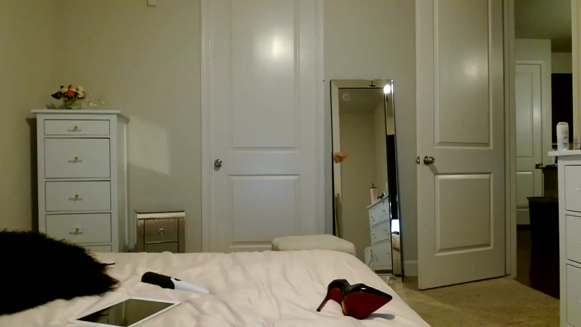 Gallery image thumbnail from Noelles's myfreecams stream on, 08/08/2023, 10:04 image 11 of 20