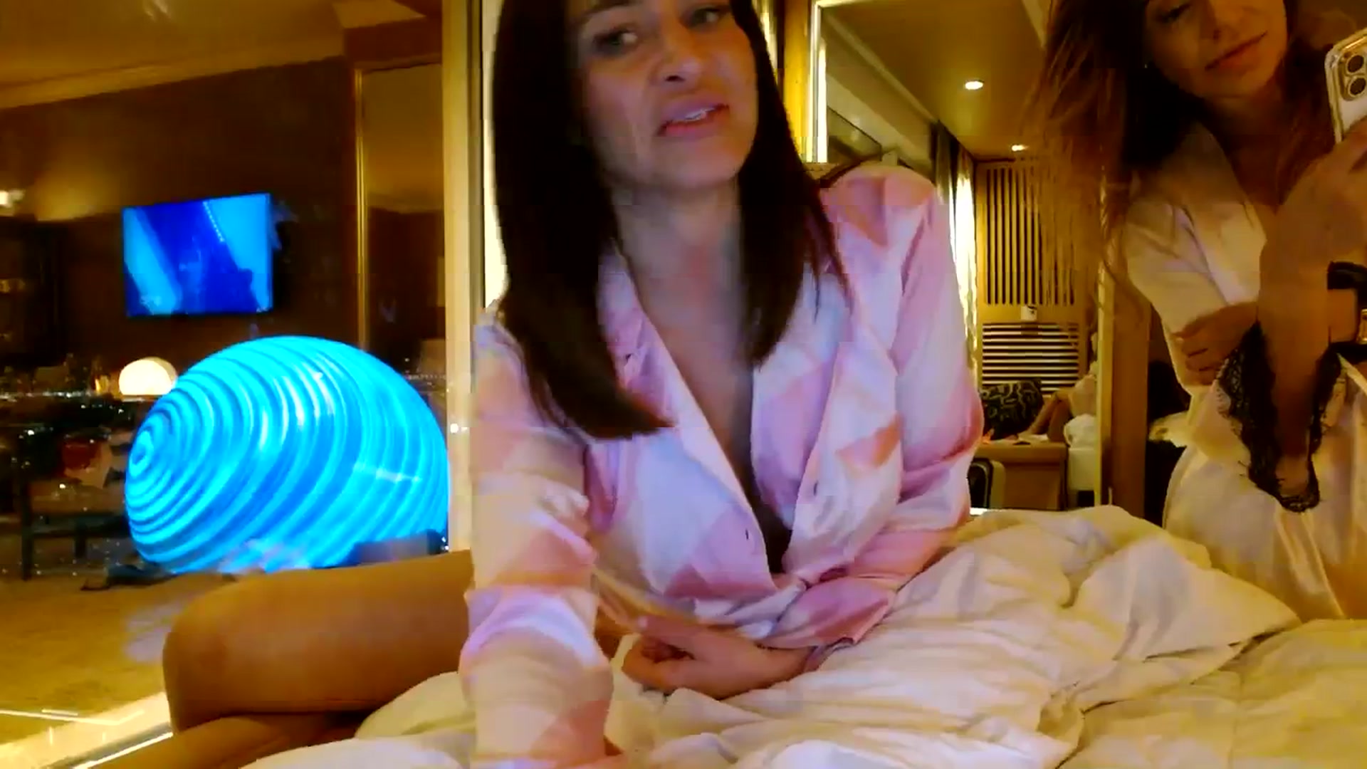 Gallery image thumbnail from Noelles's myfreecams stream on, 09/06/2023, 07:26 image 4 of 20