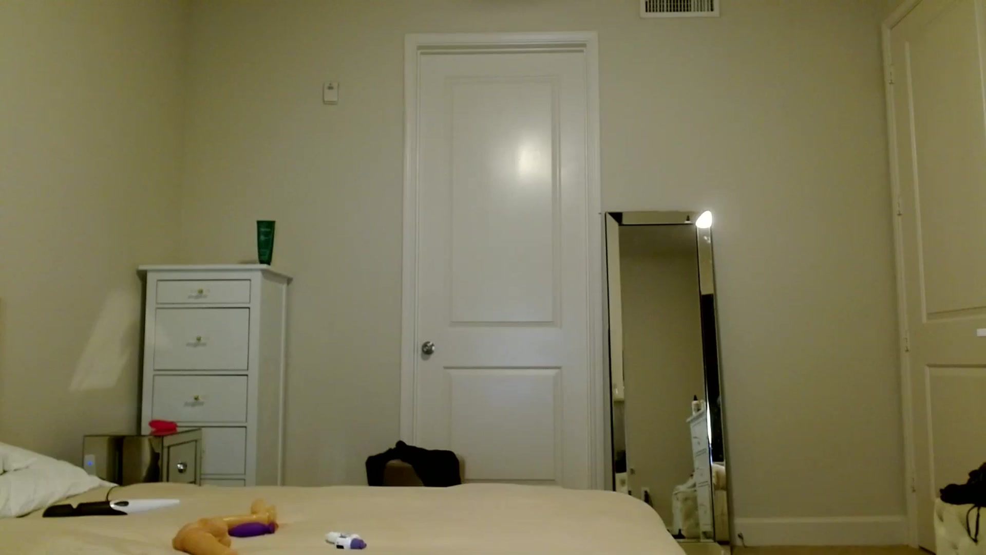 Gallery image thumbnail from Noelles's myfreecams stream on, 12/25/2023, 01:29 image 18 of 20