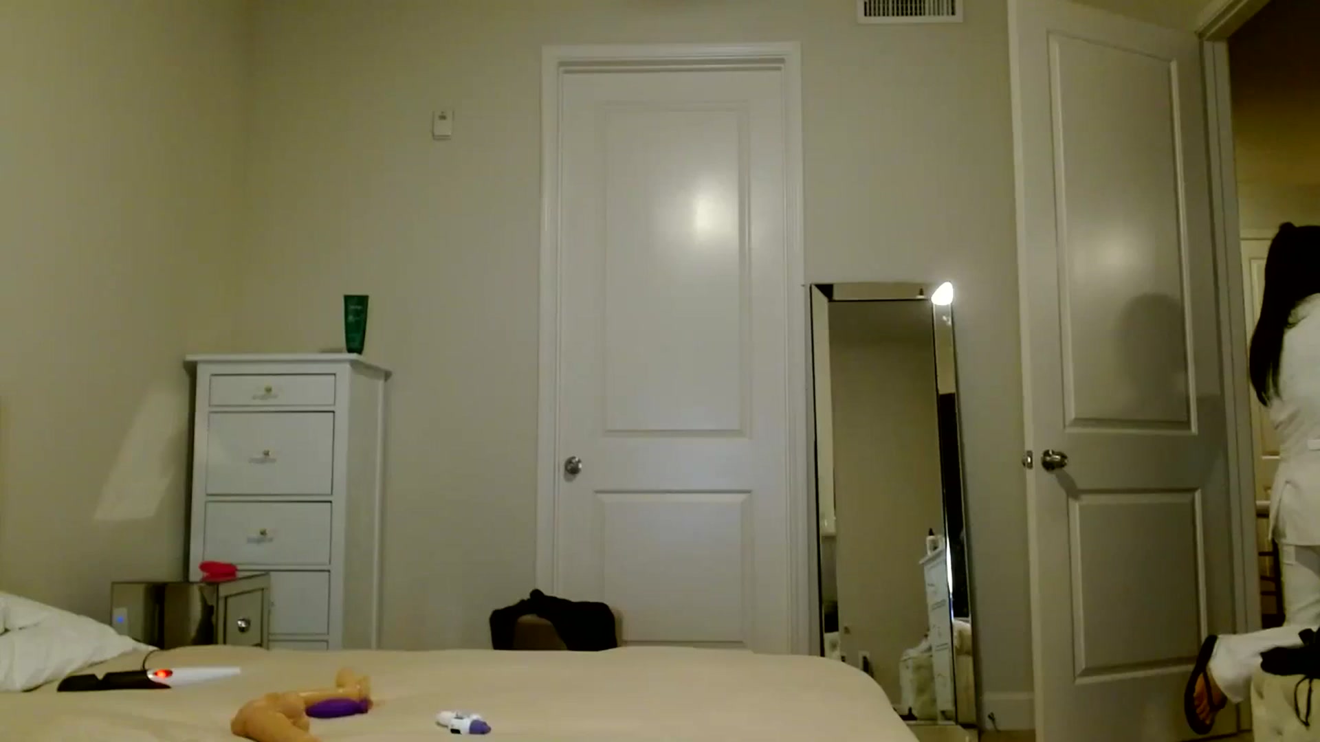 Gallery image thumbnail from Noelles's myfreecams stream on, 12/25/2023, 01:29 image 15 of 20